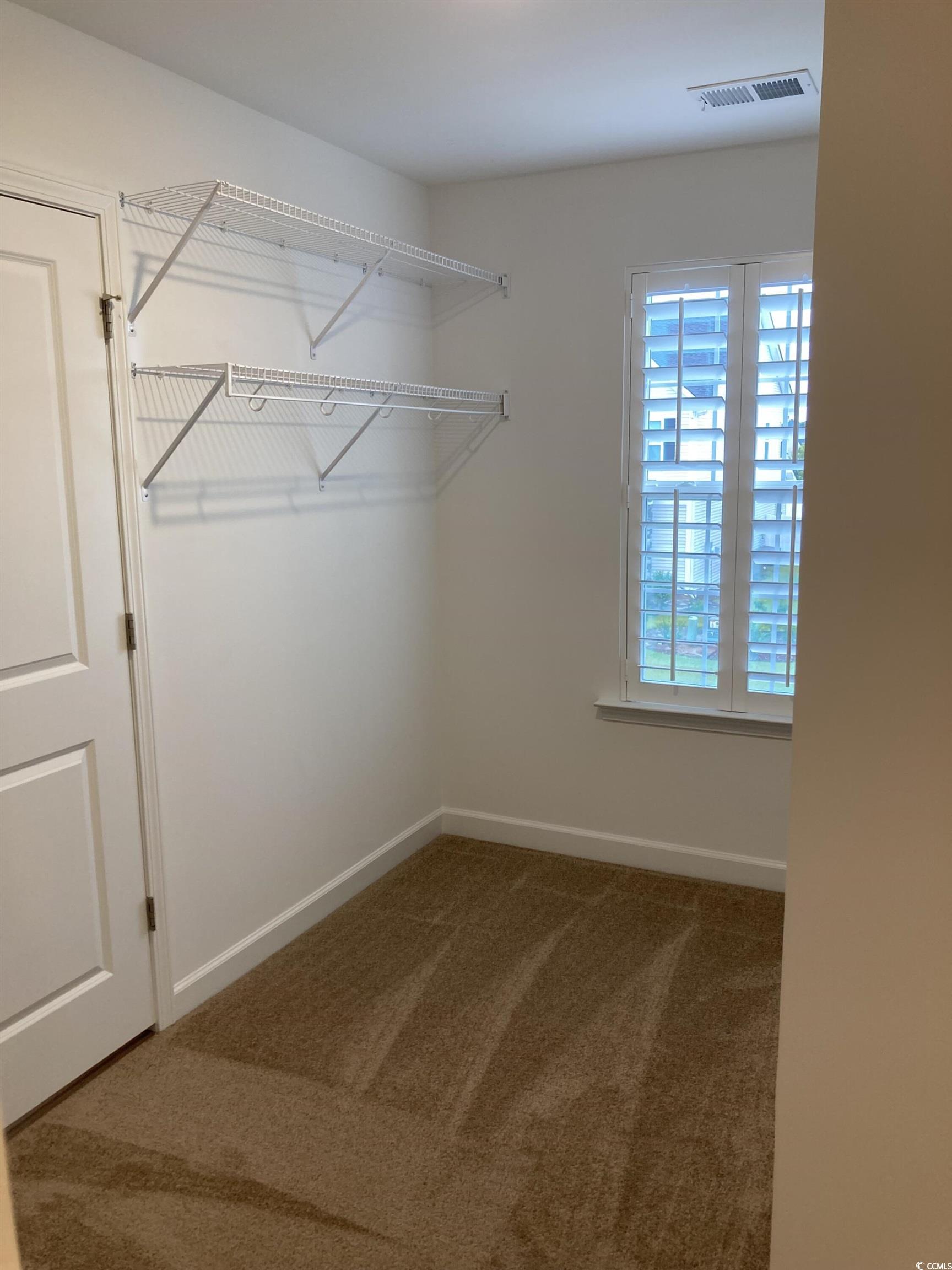 736 Enchantment Loop Property Photo 37