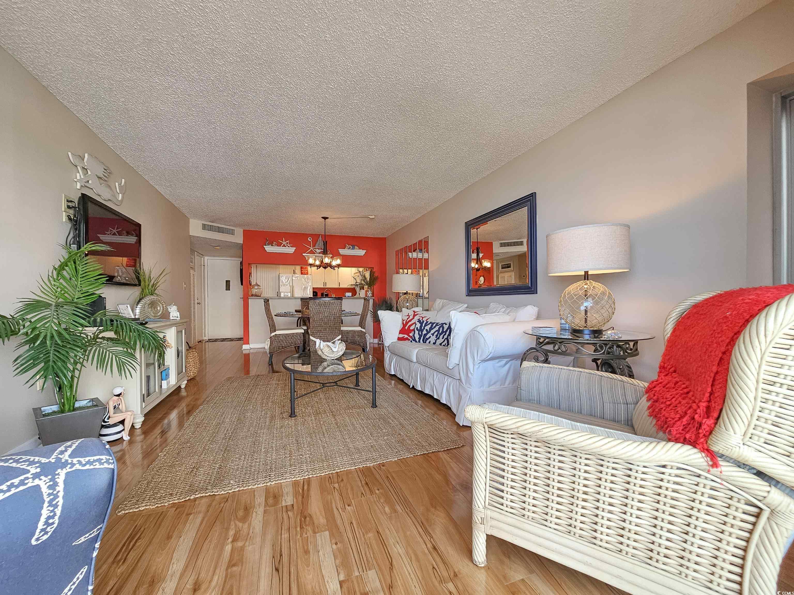 9820 Queensway Blvd. Property Photo 7