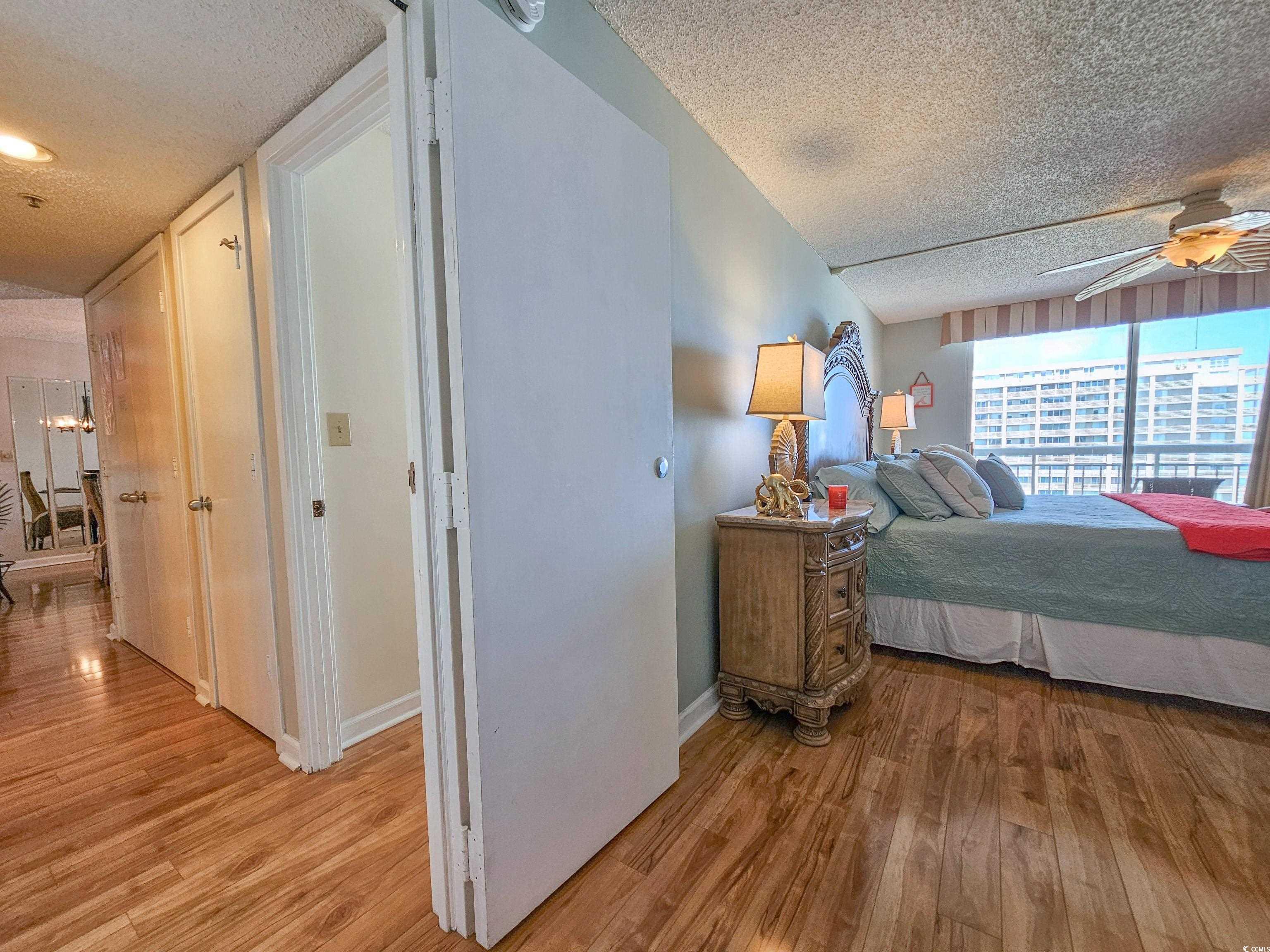 9820 Queensway Blvd. Property Photo 23