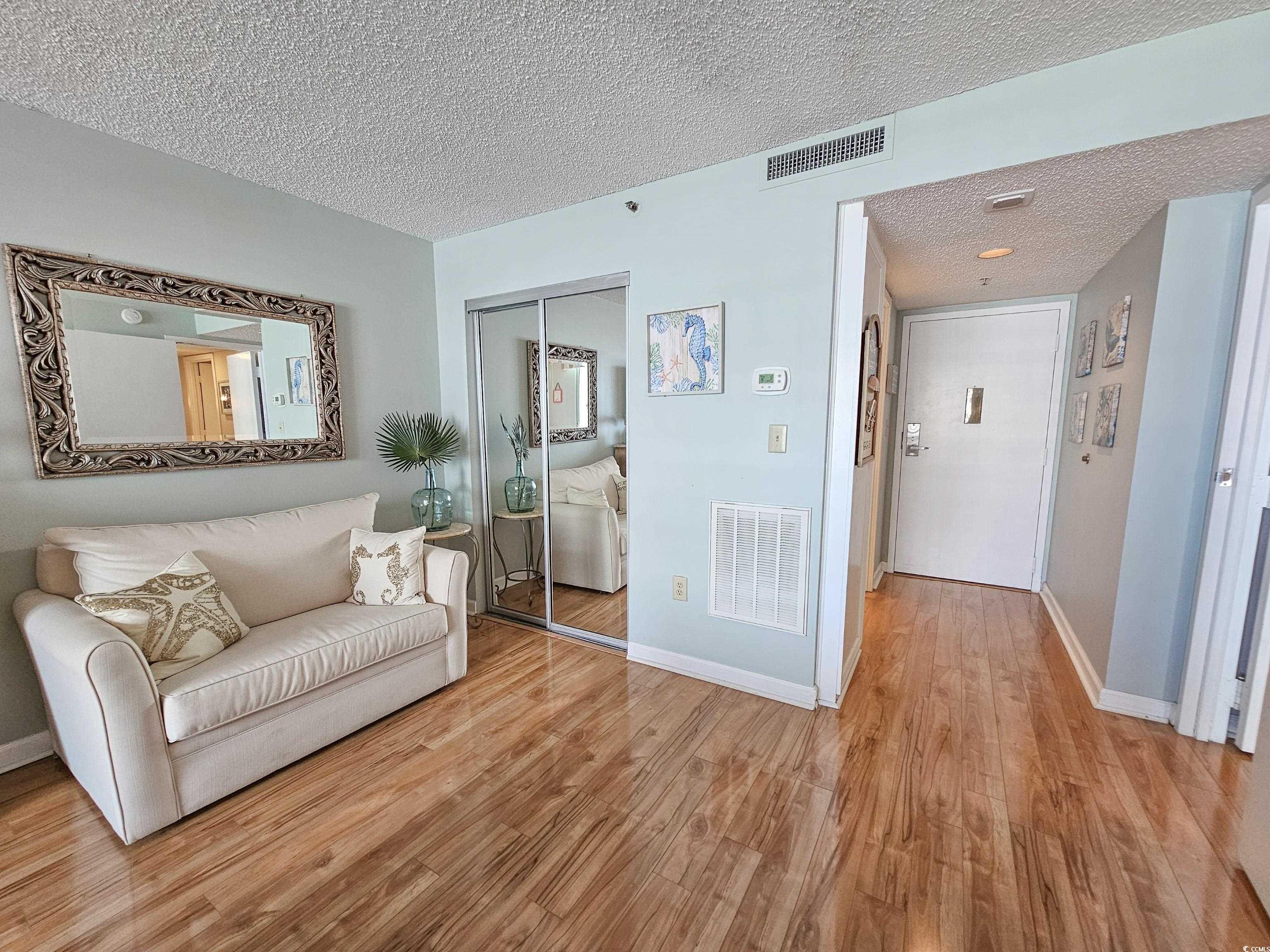 9820 Queensway Blvd. Property Photo 29