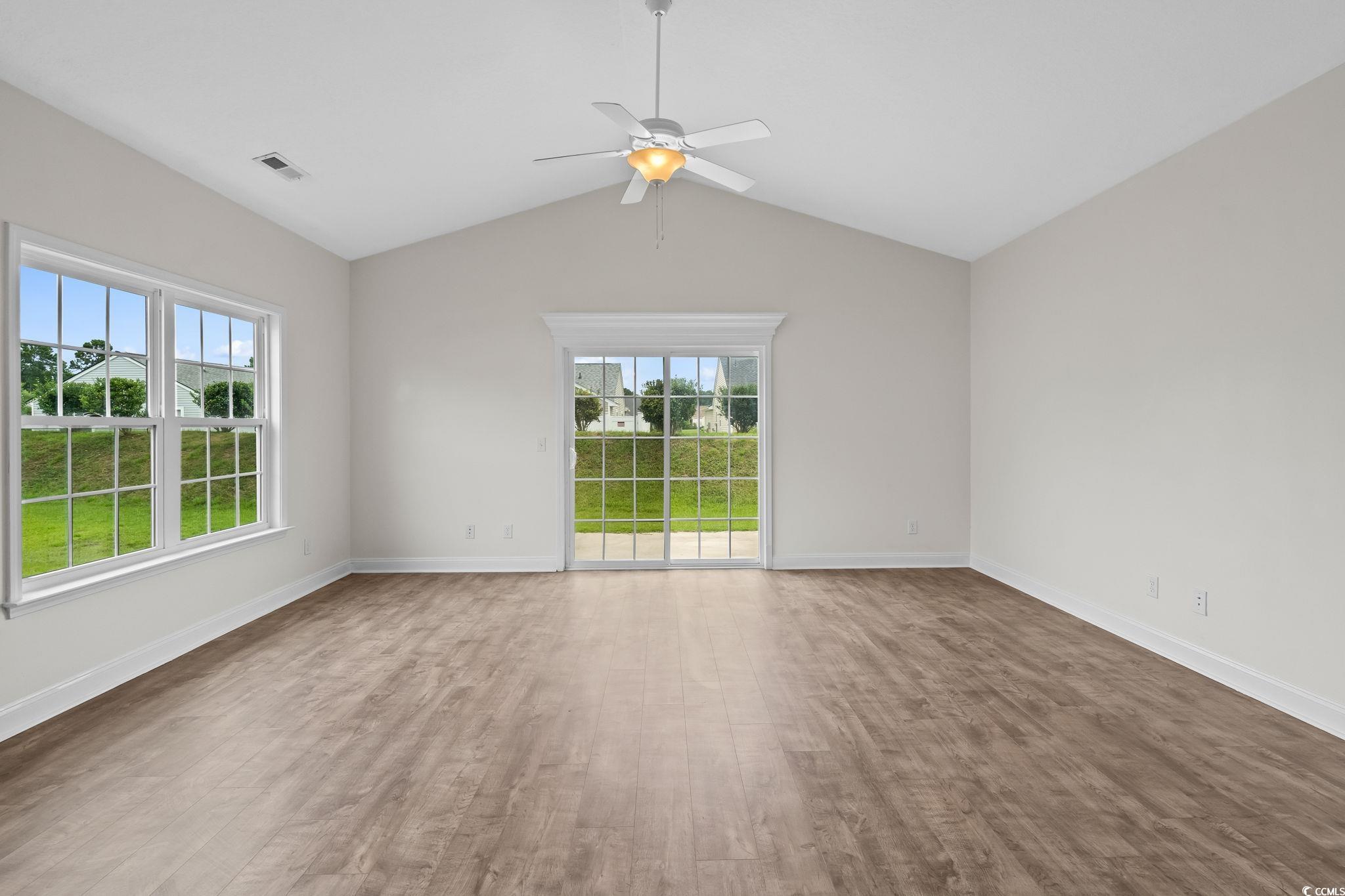 716 Hobonny Loop Property Photo 10