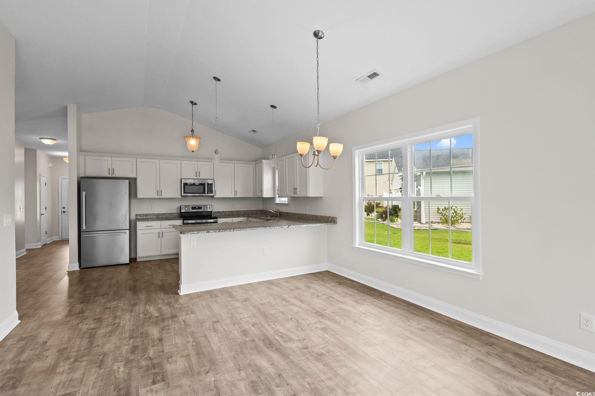 716 Hobonny Loop Property Photo 12