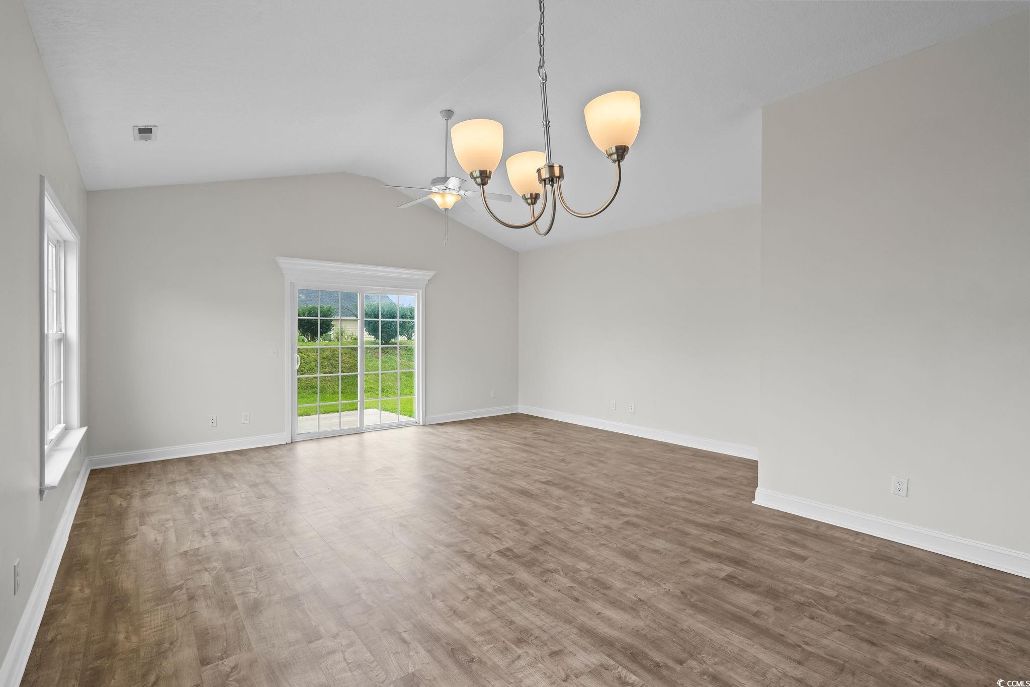 716 Hobonny Loop Property Photo 14