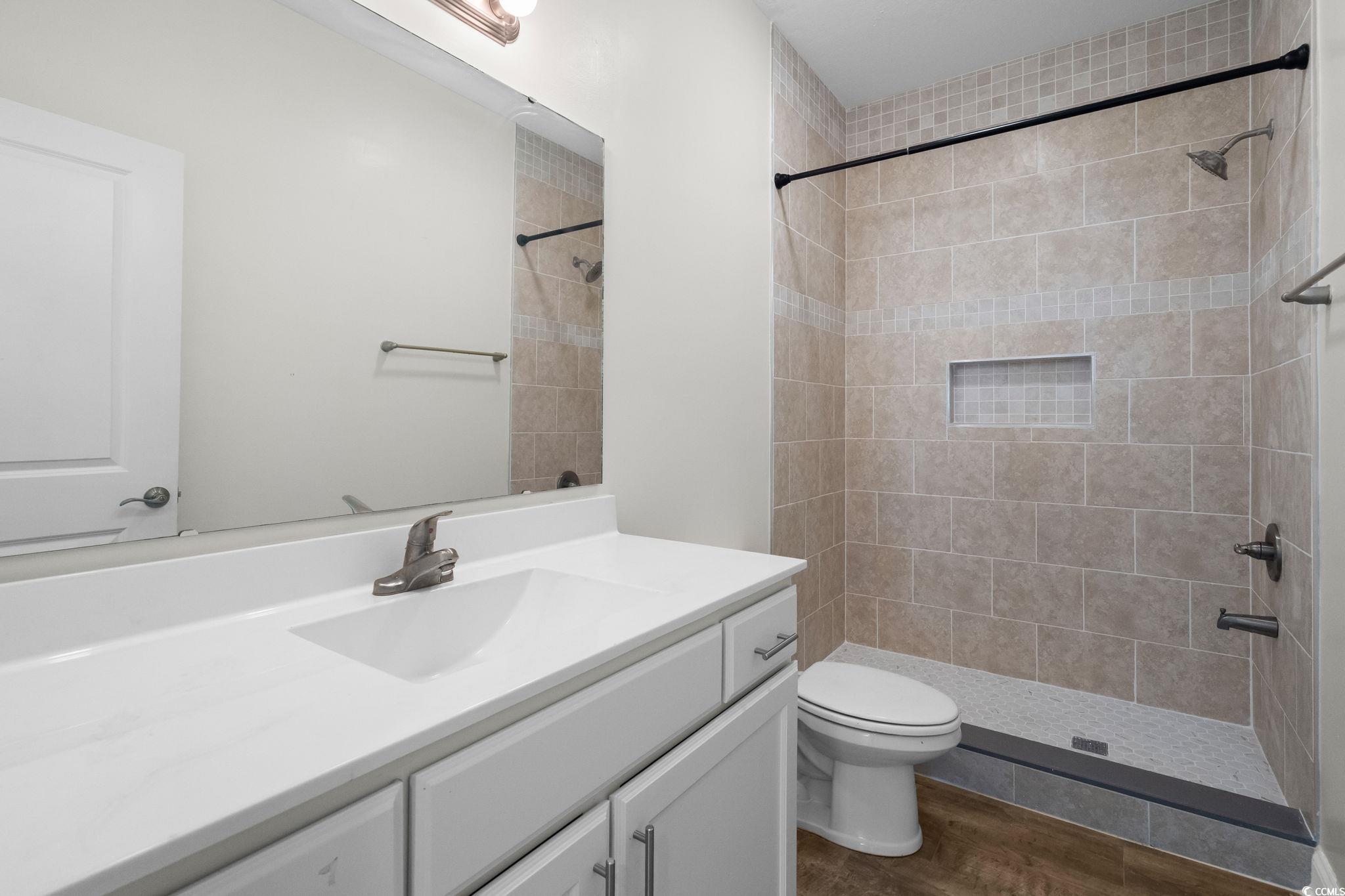 716 Hobonny Loop Property Photo 23