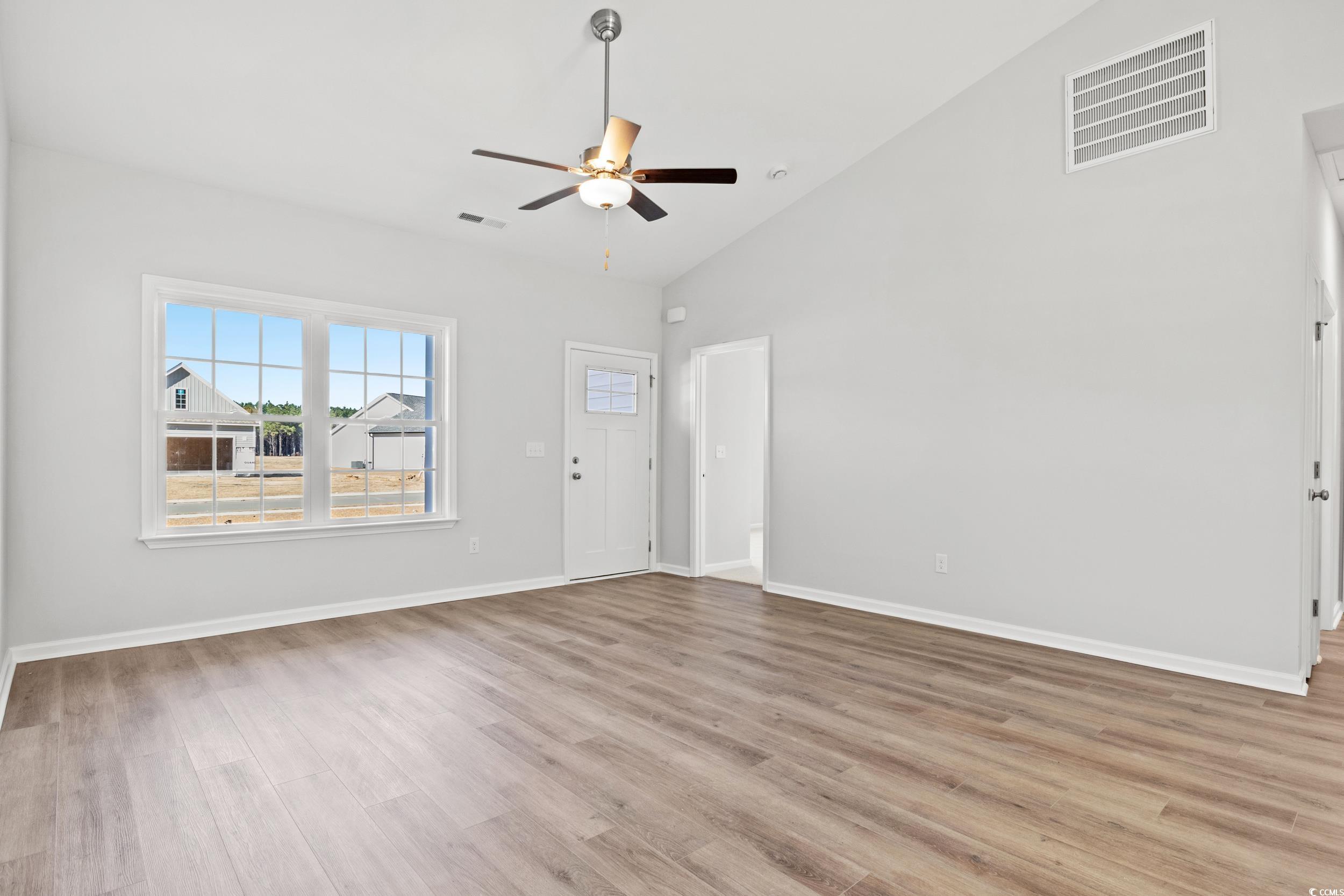 602 Lightwood Dr. Property Photo 3