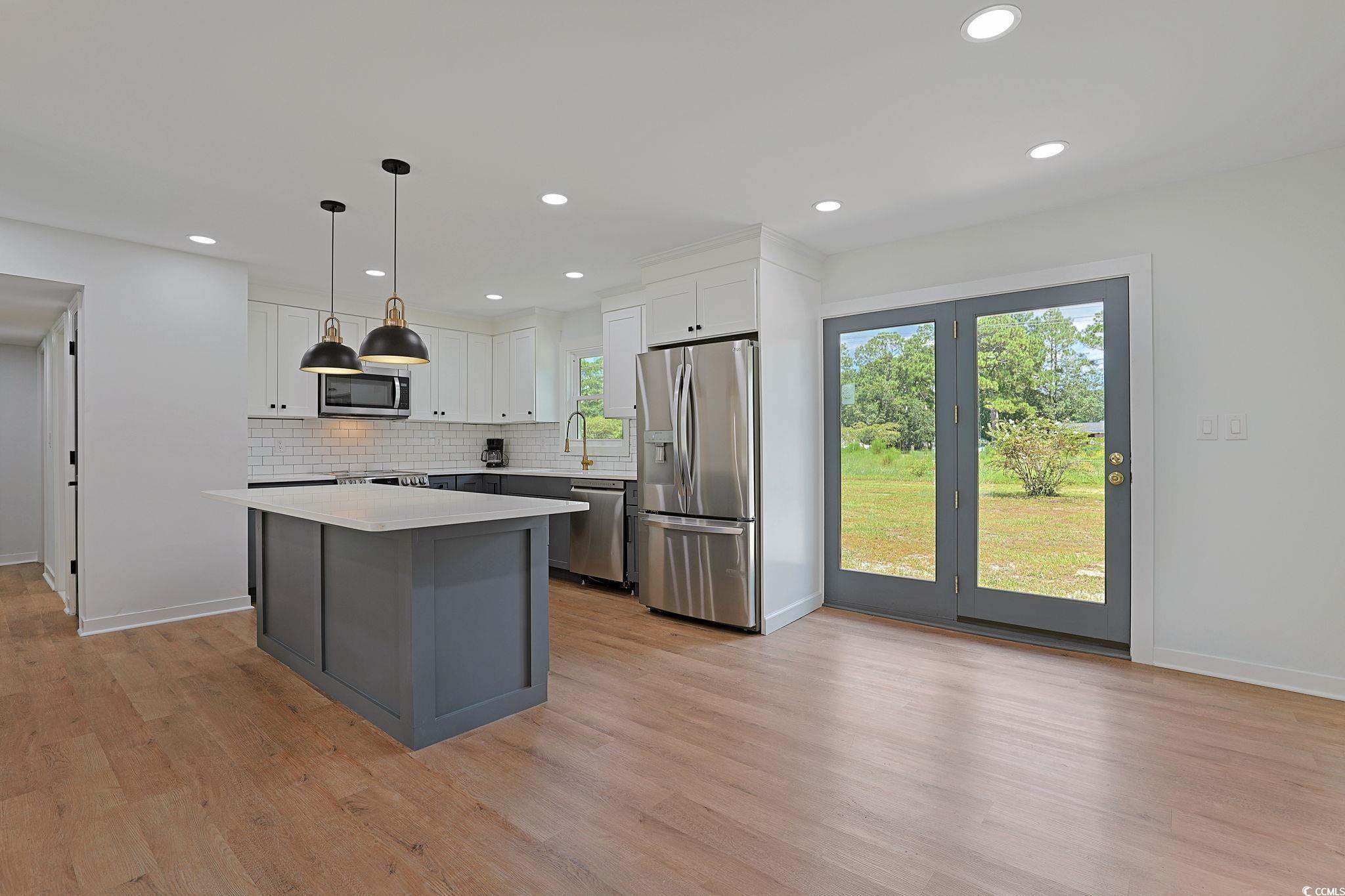 4314 Pine Ln. Property Photo 6