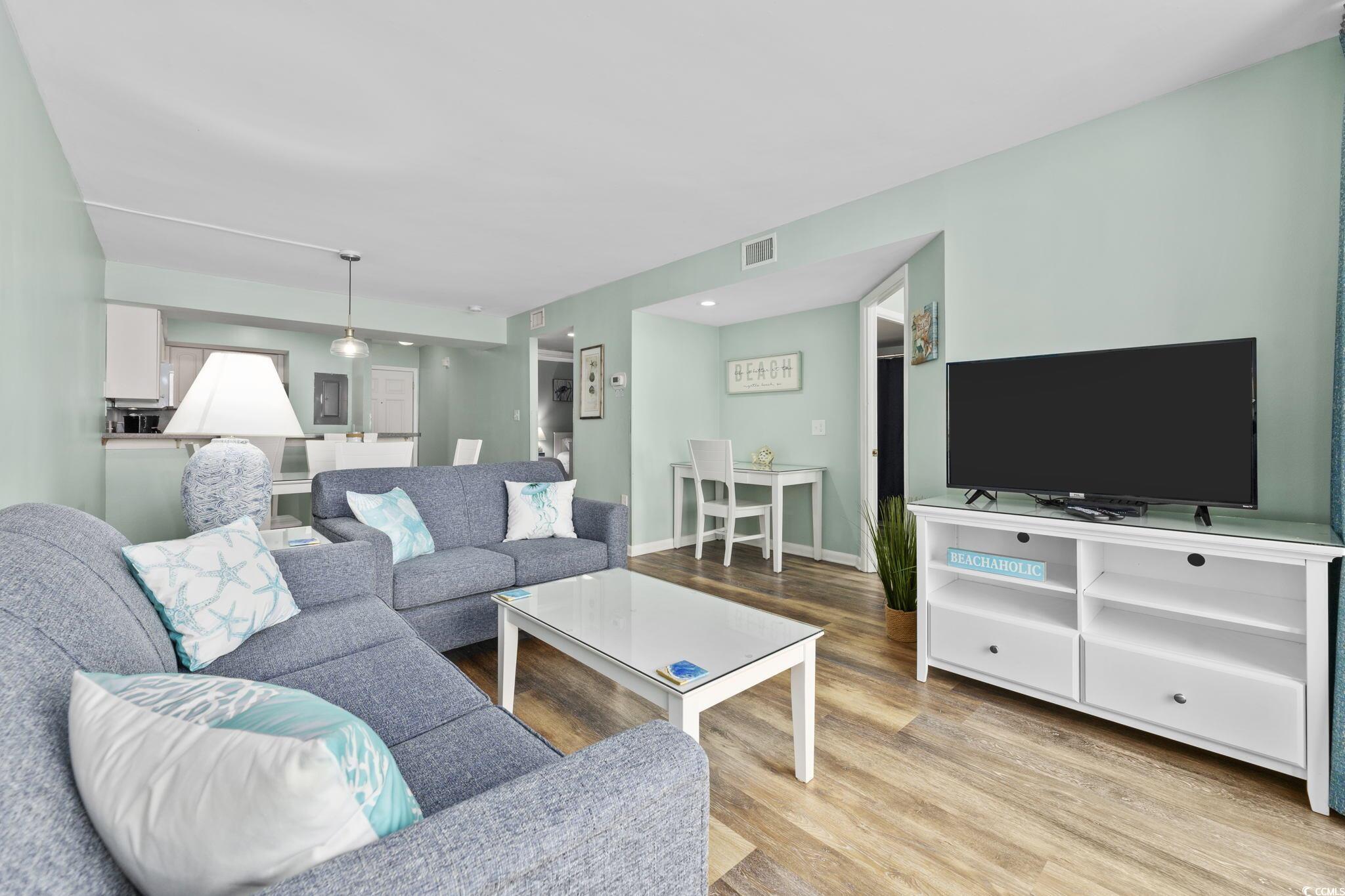 9400 Shore Dr. Property Photo 9