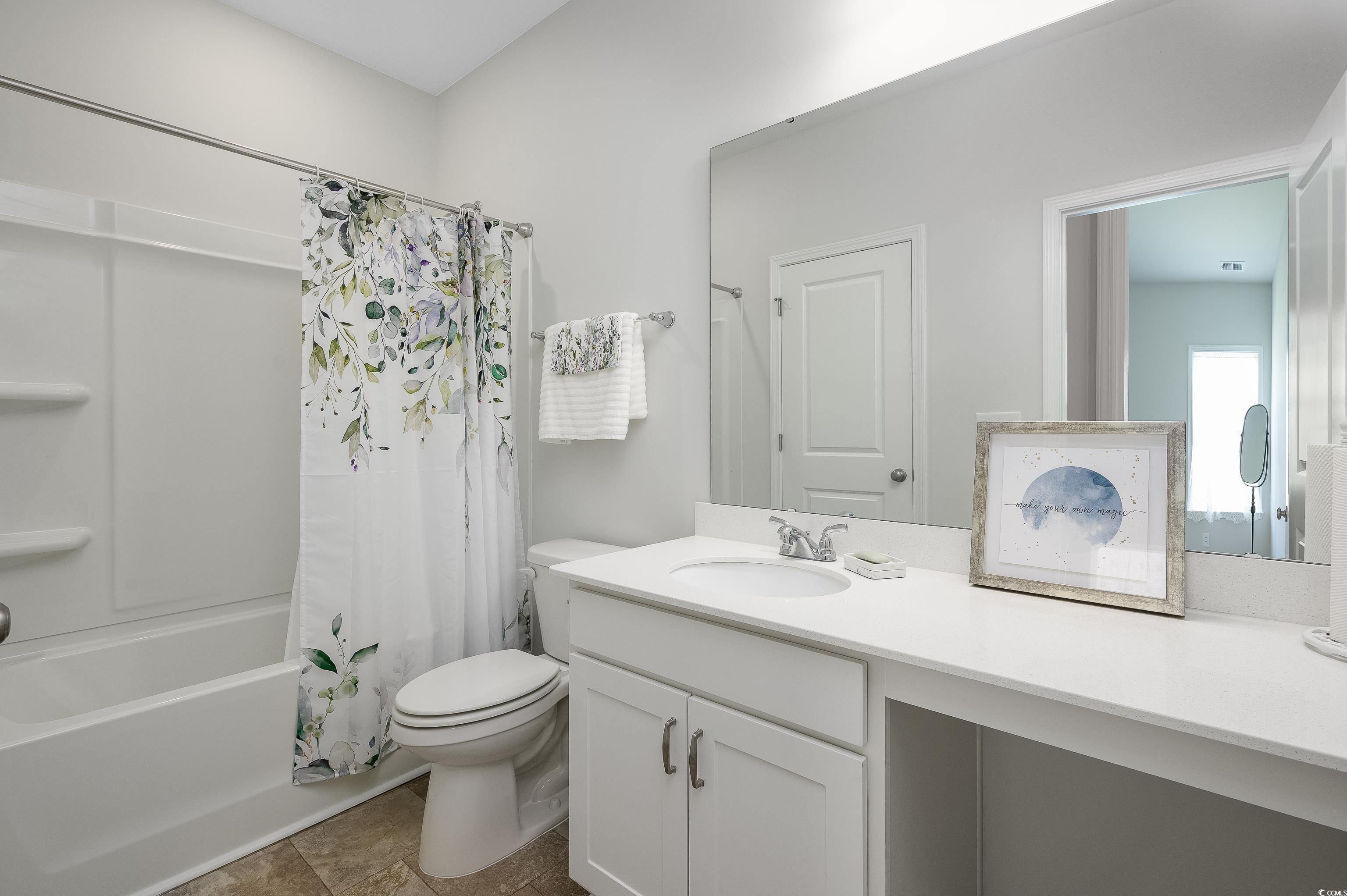 220 Averyville Dr. Property Photo 17