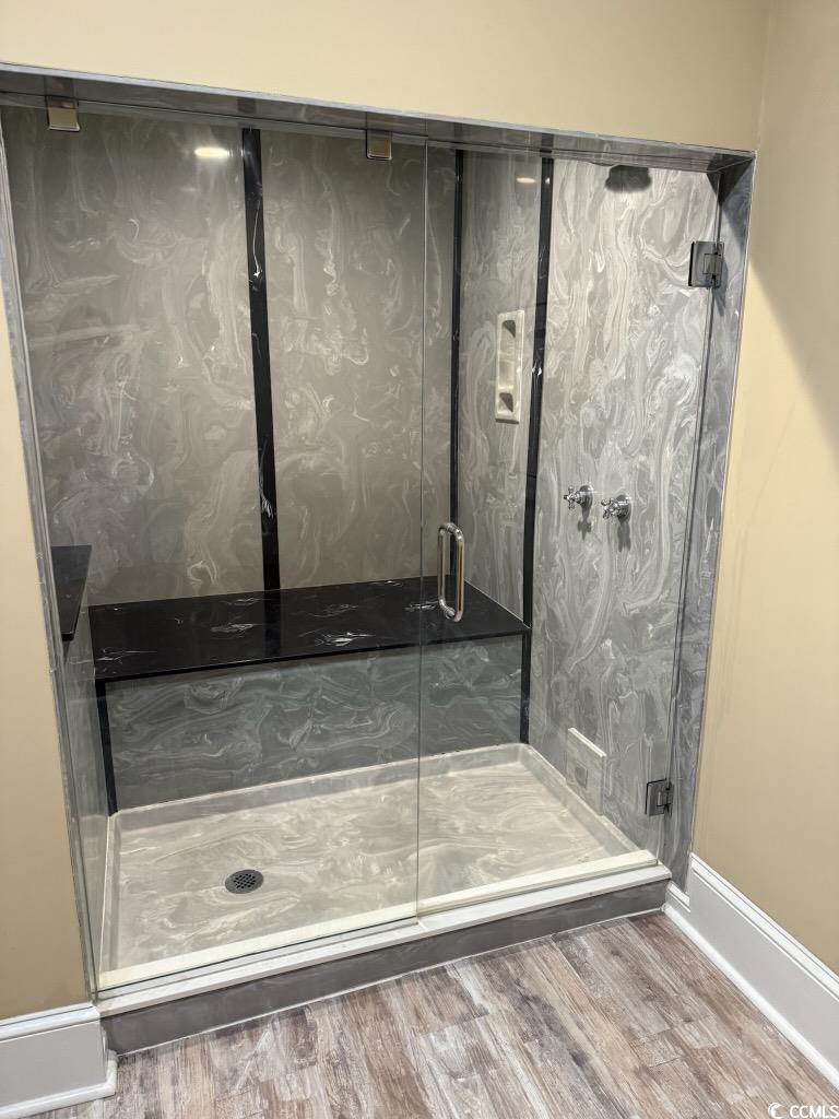 801 Front St. Property Photo 4