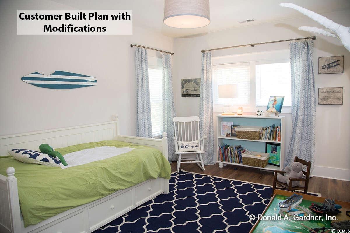 9034 Schuyler Dr. Property Photo 12