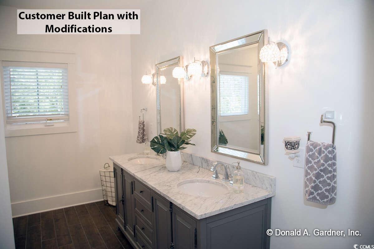 9034 Schuyler Dr. Property Photo 13