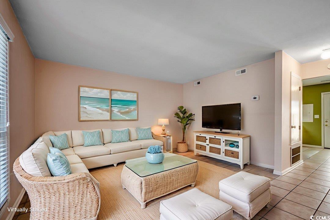 405 Hillside Dr. N Property Photo 4