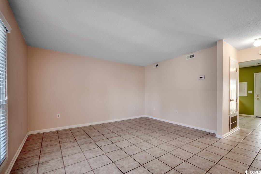 405 Hillside Dr. N Property Photo 6