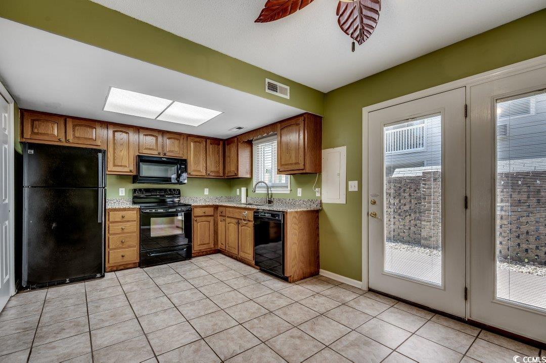 405 Hillside Dr. N Property Photo 13