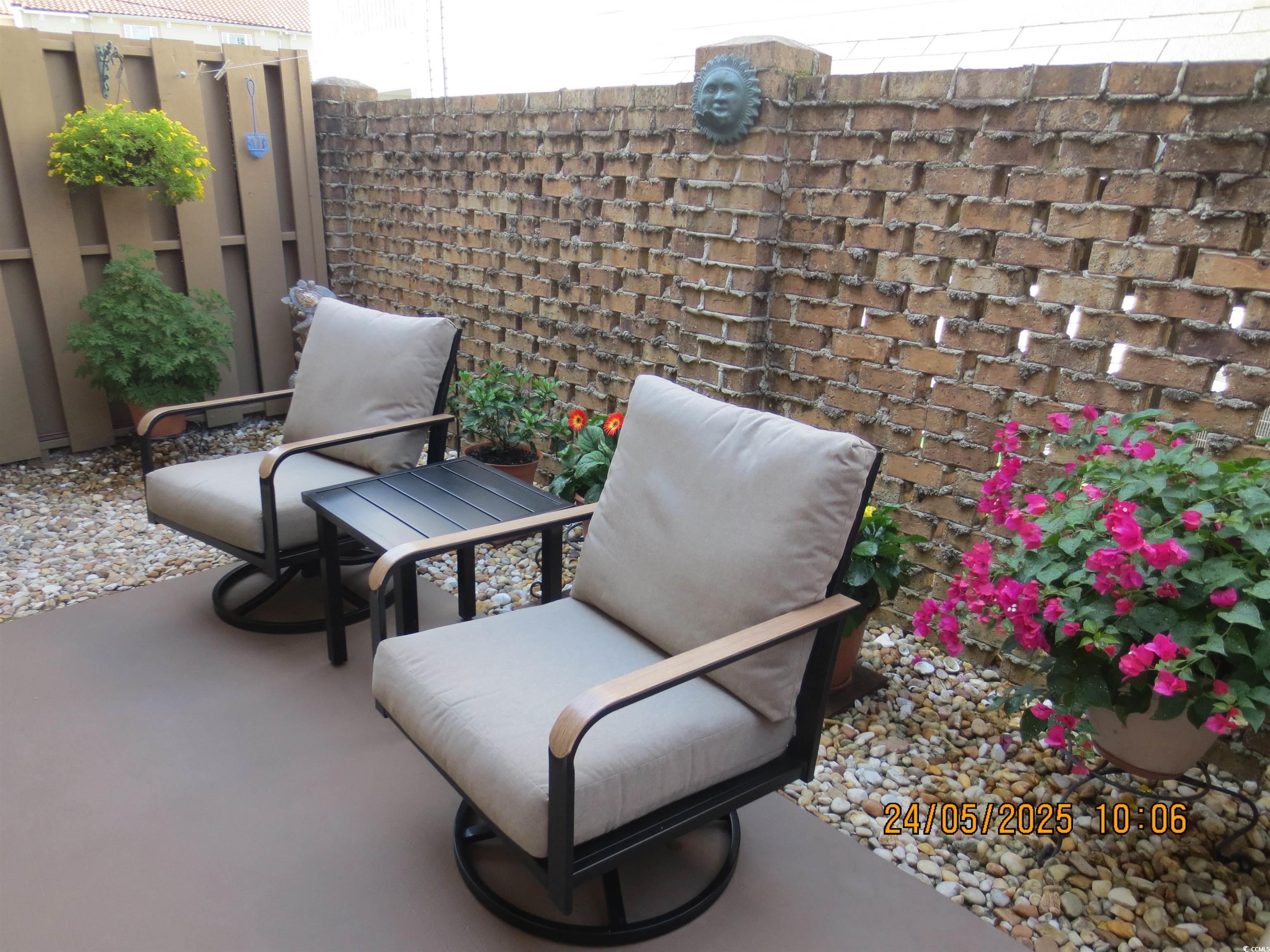 405 Hillside Dr. N Property Photo 26