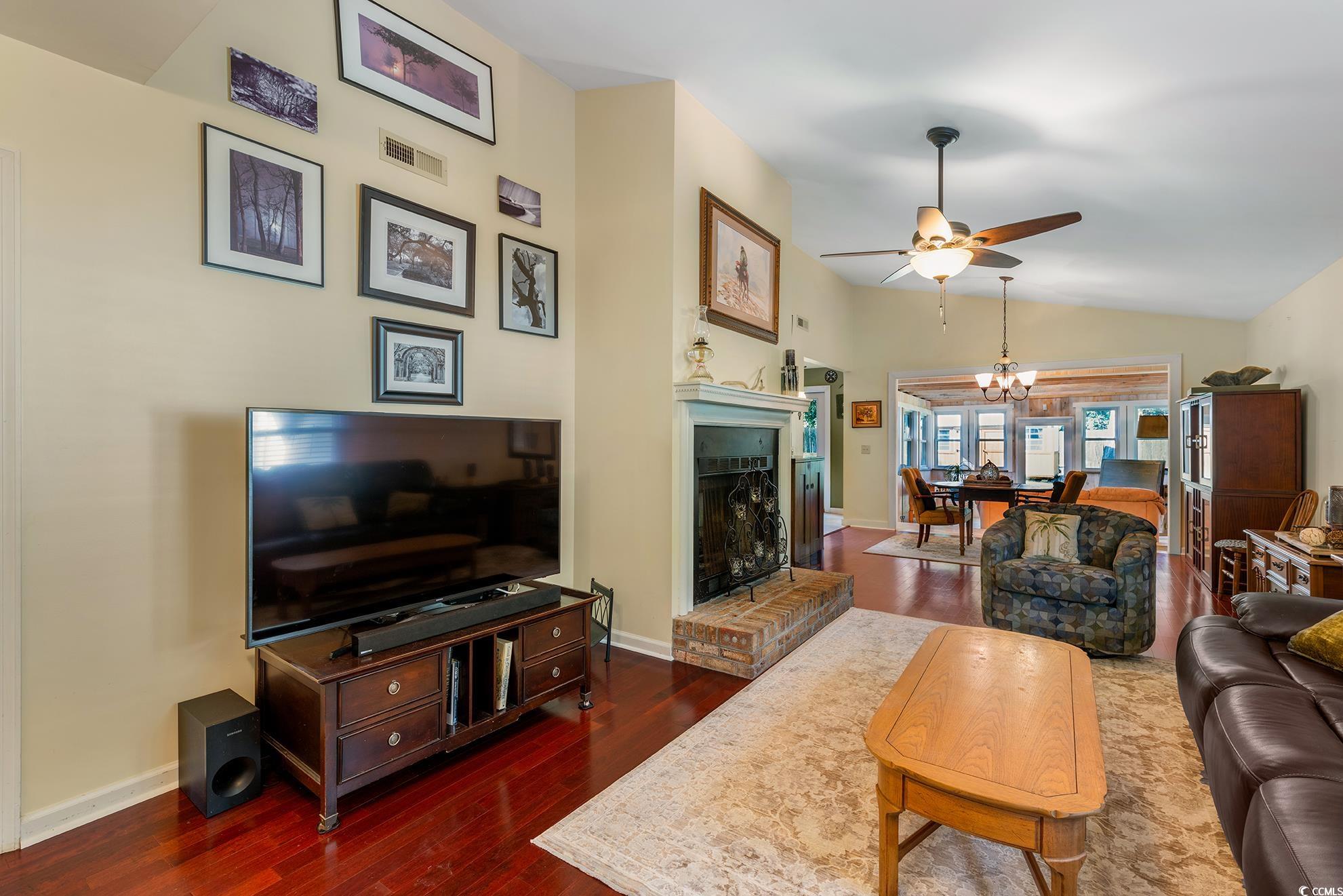653 Mariner Ave. Property Photo 8