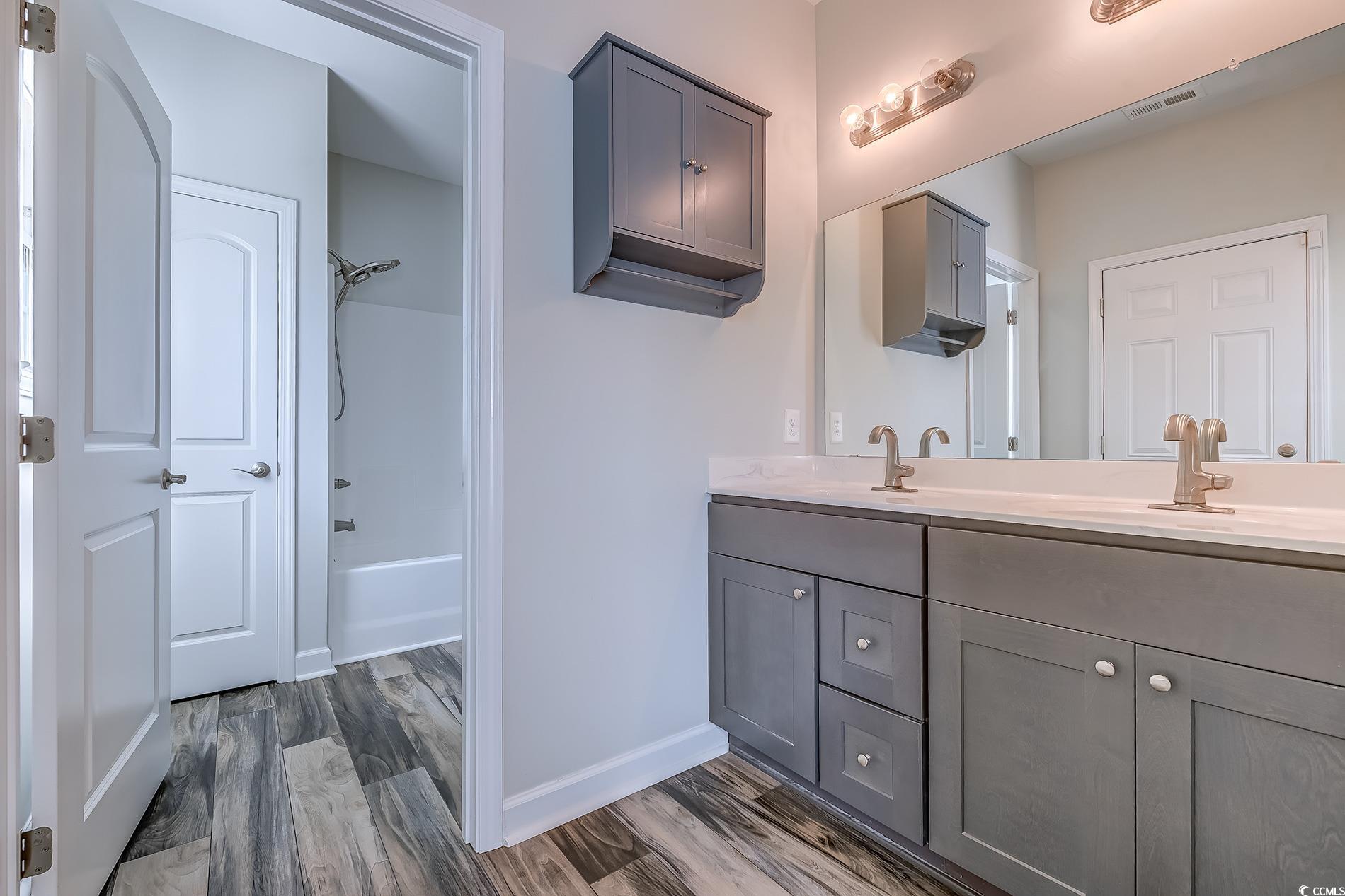 4352 Grande Harbour Blvd. Property Photo 6