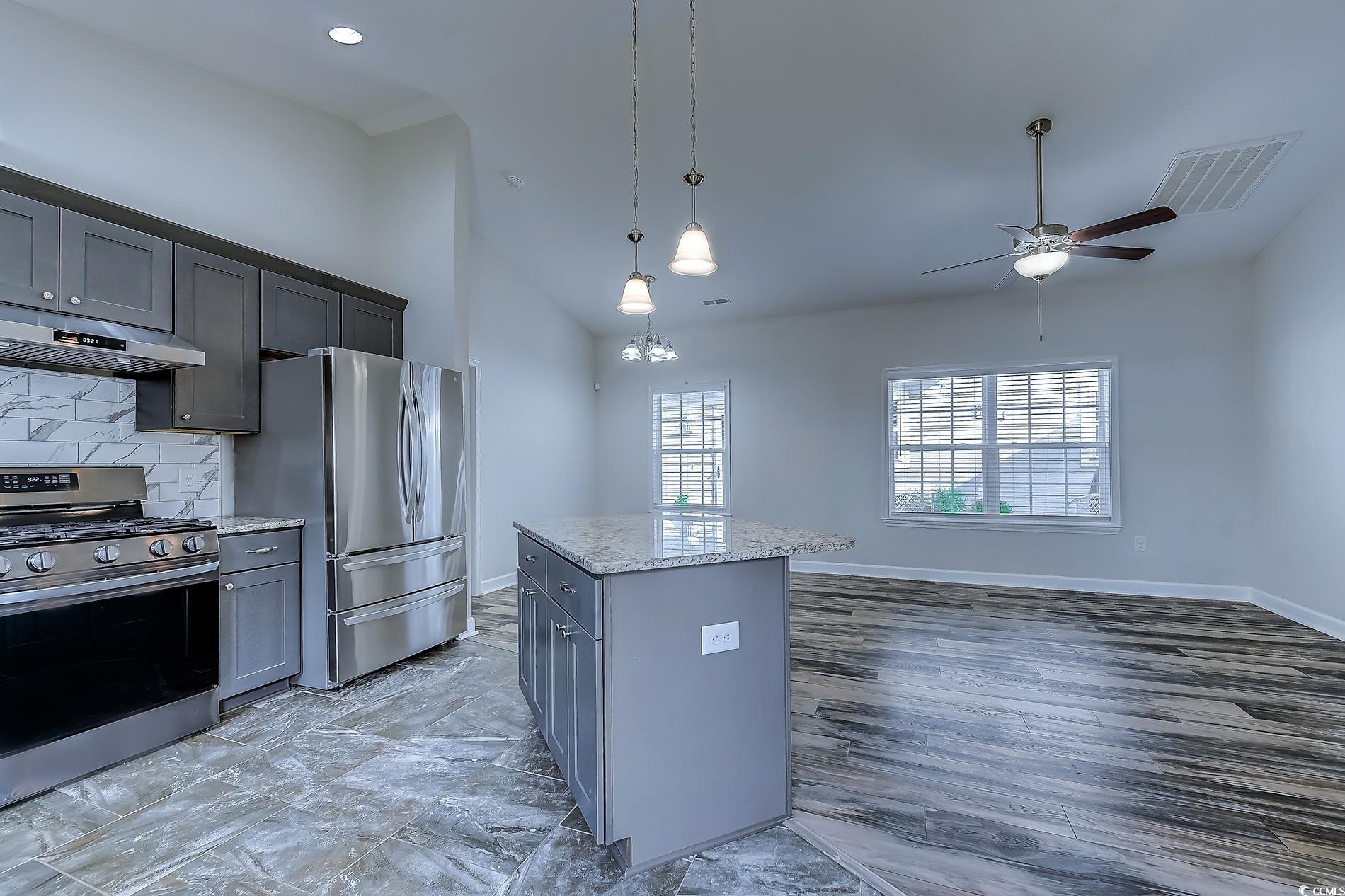 4352 Grande Harbour Blvd. Property Photo 16