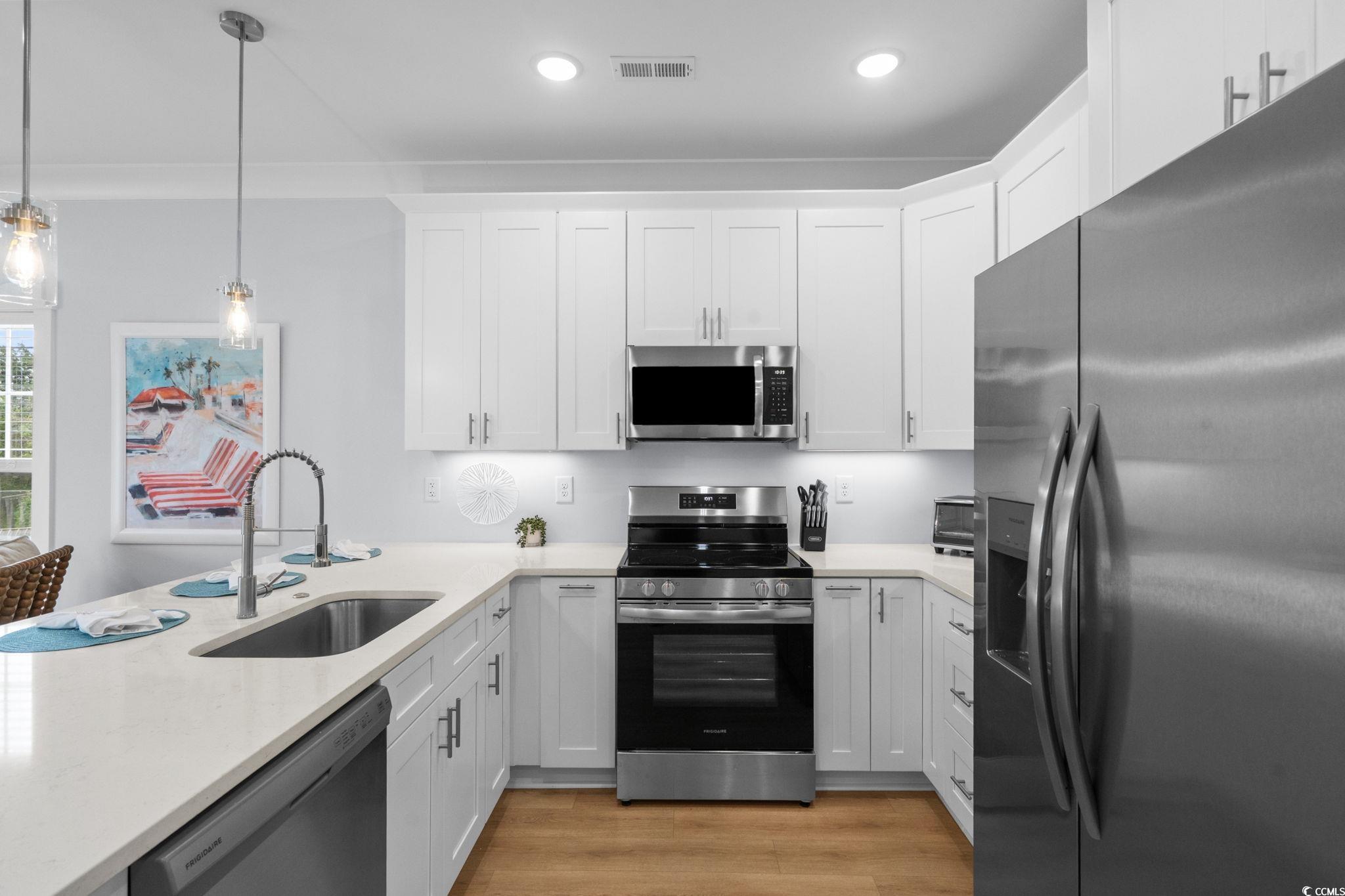 2313 Seaseeker Ln. Property Photo 10