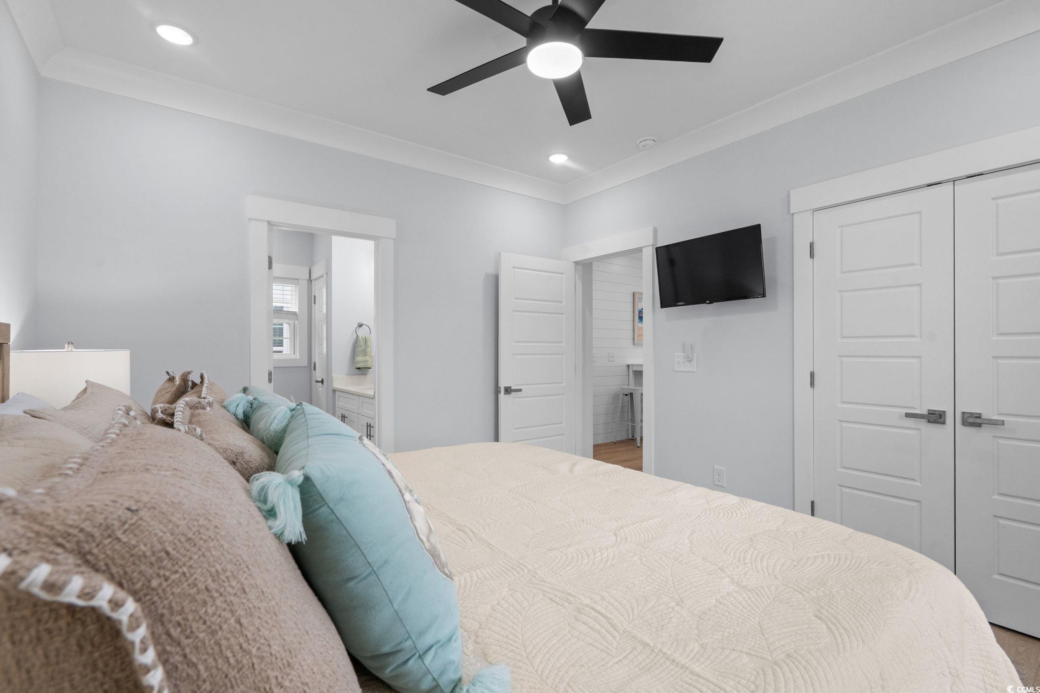 2313 Seaseeker Ln. Property Photo 24