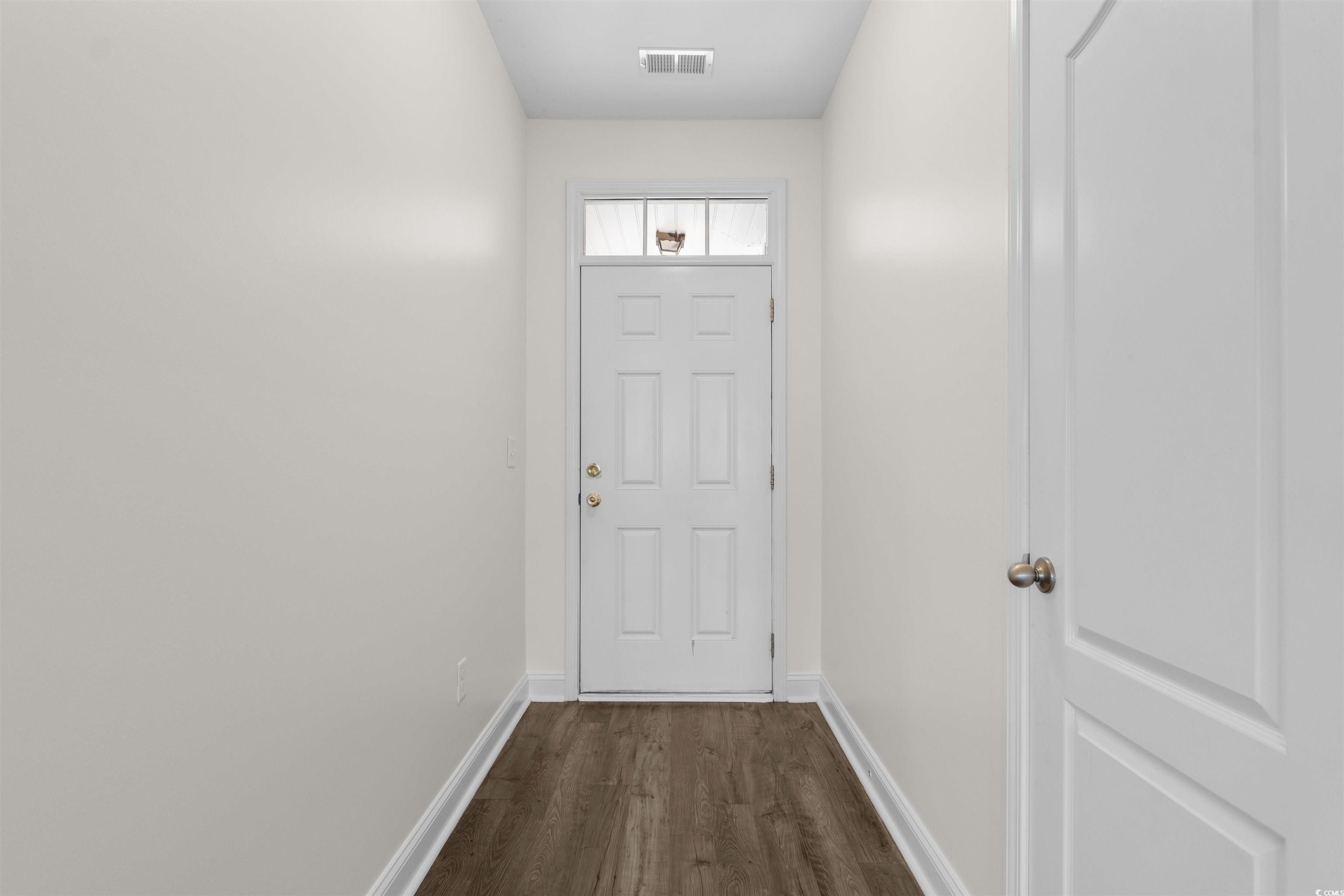 213 Astoria Park Loop Property Photo 3