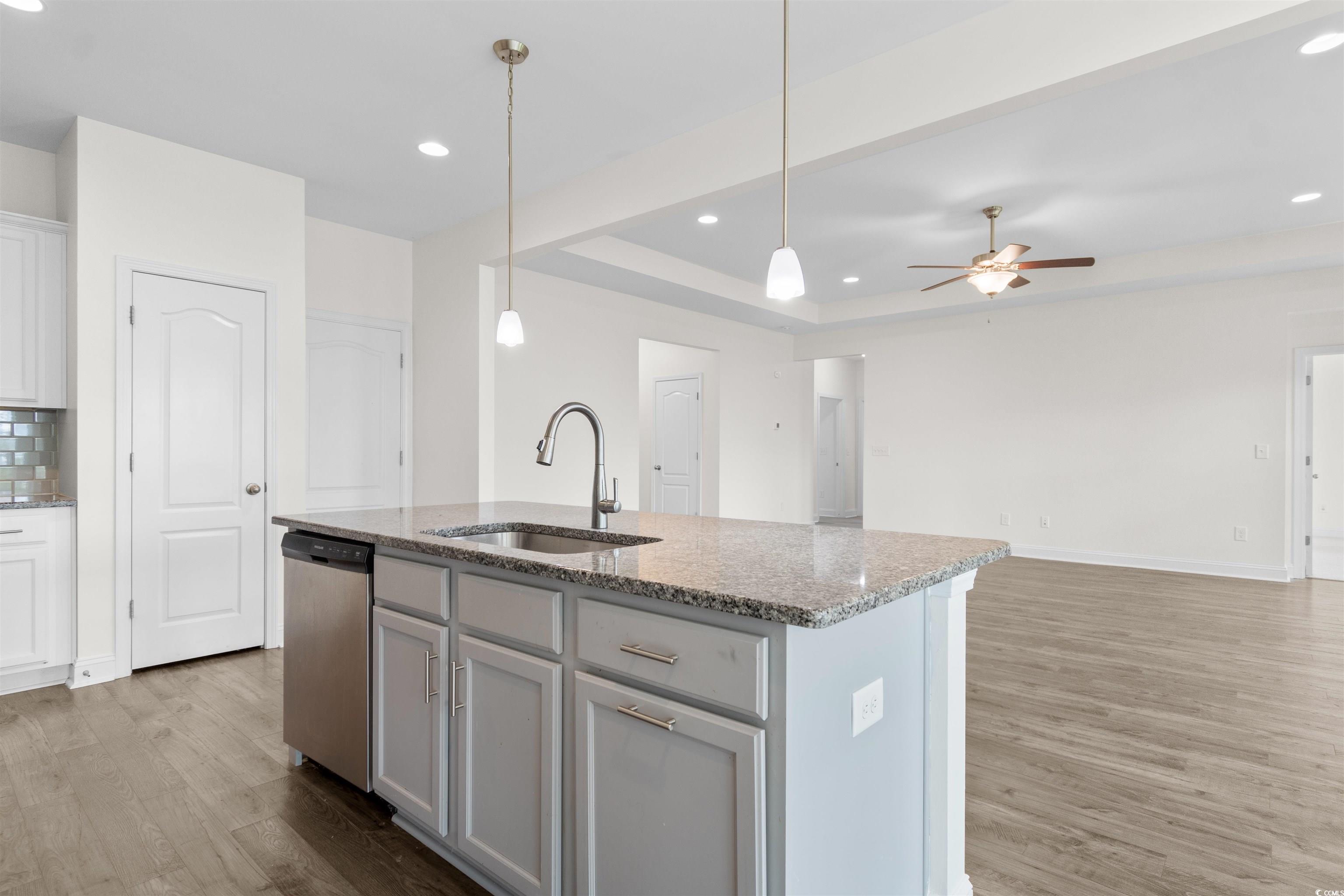 213 Astoria Park Loop Property Photo 11