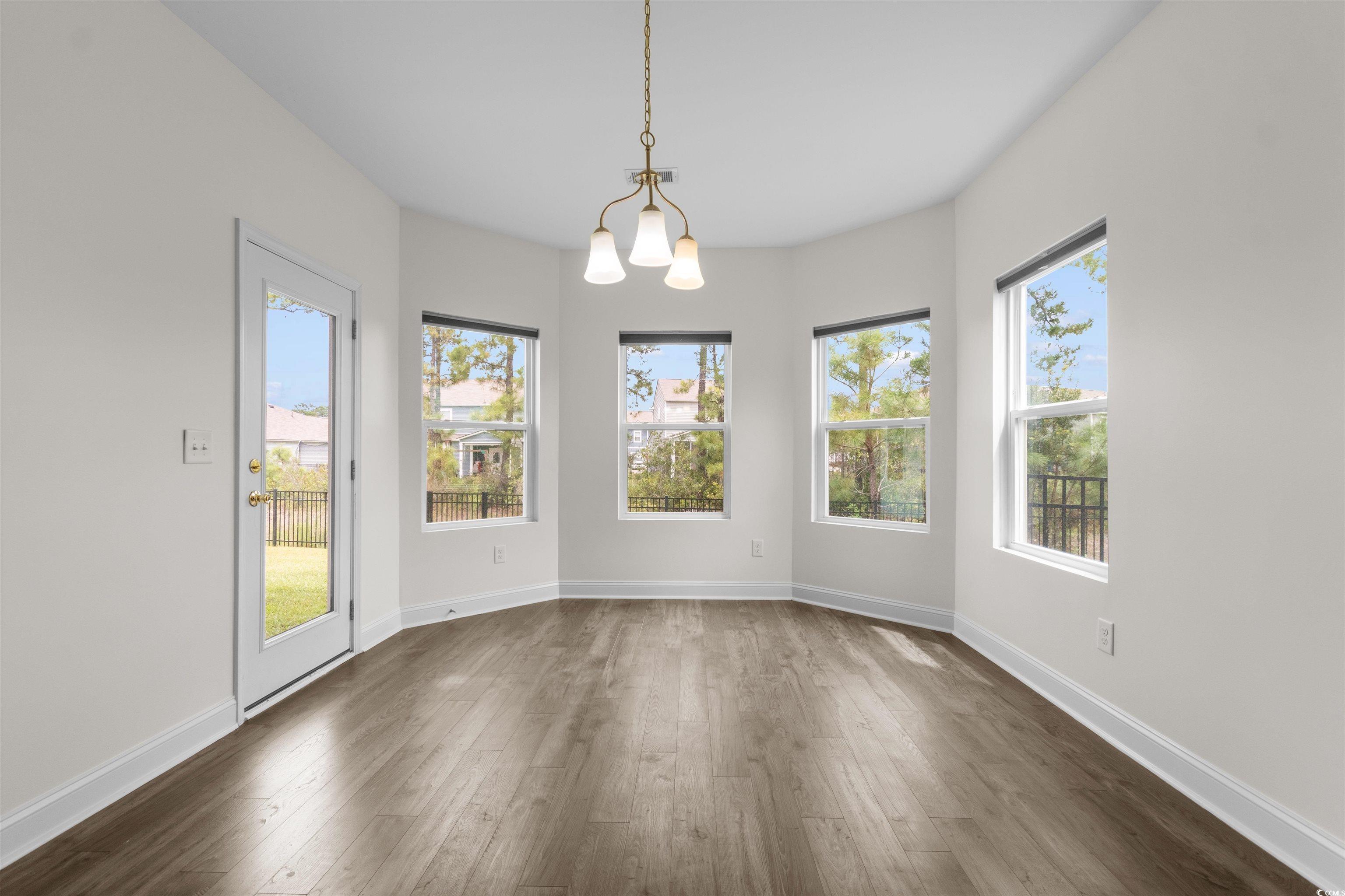 213 Astoria Park Loop Property Photo 14