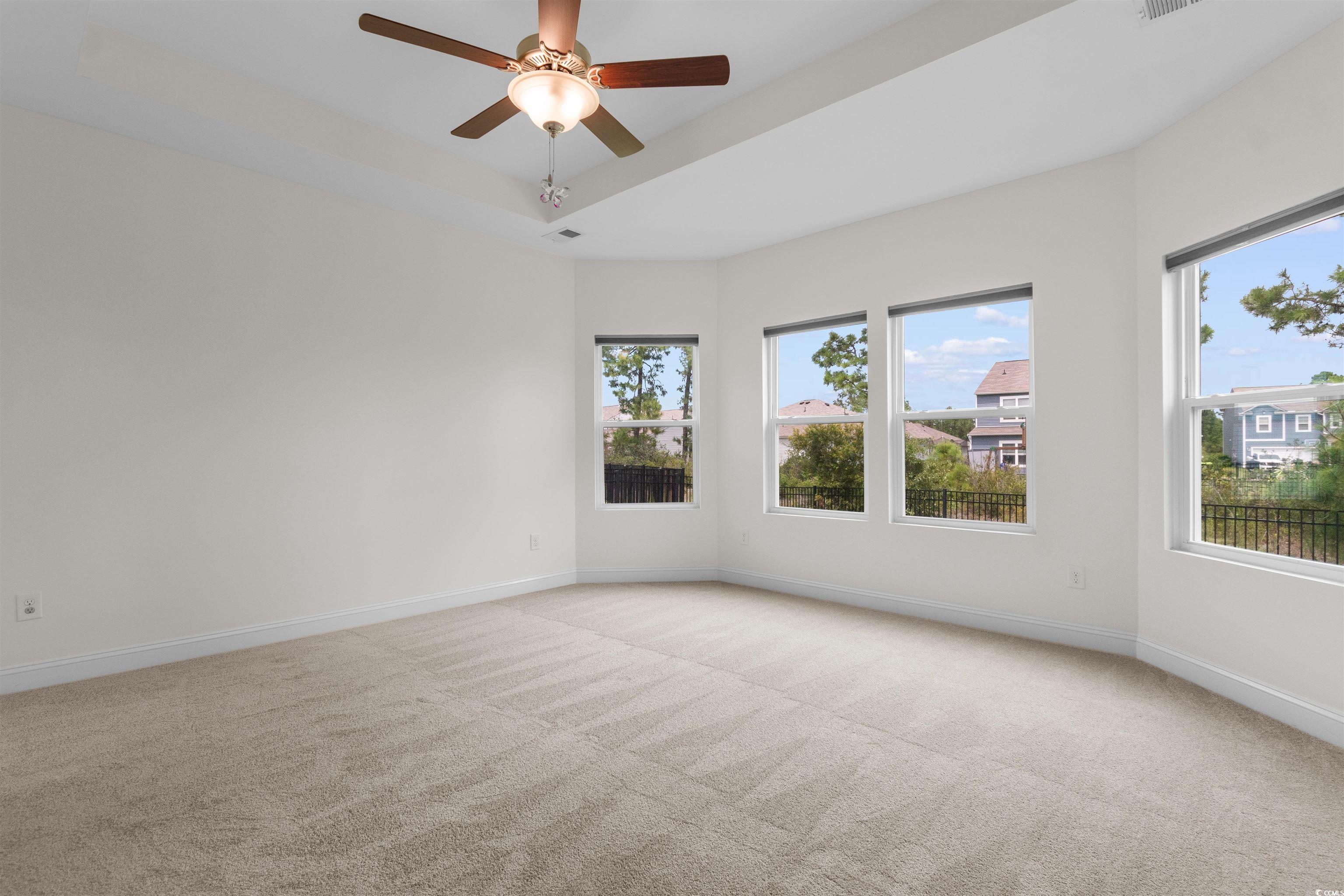 213 Astoria Park Loop Property Photo 15