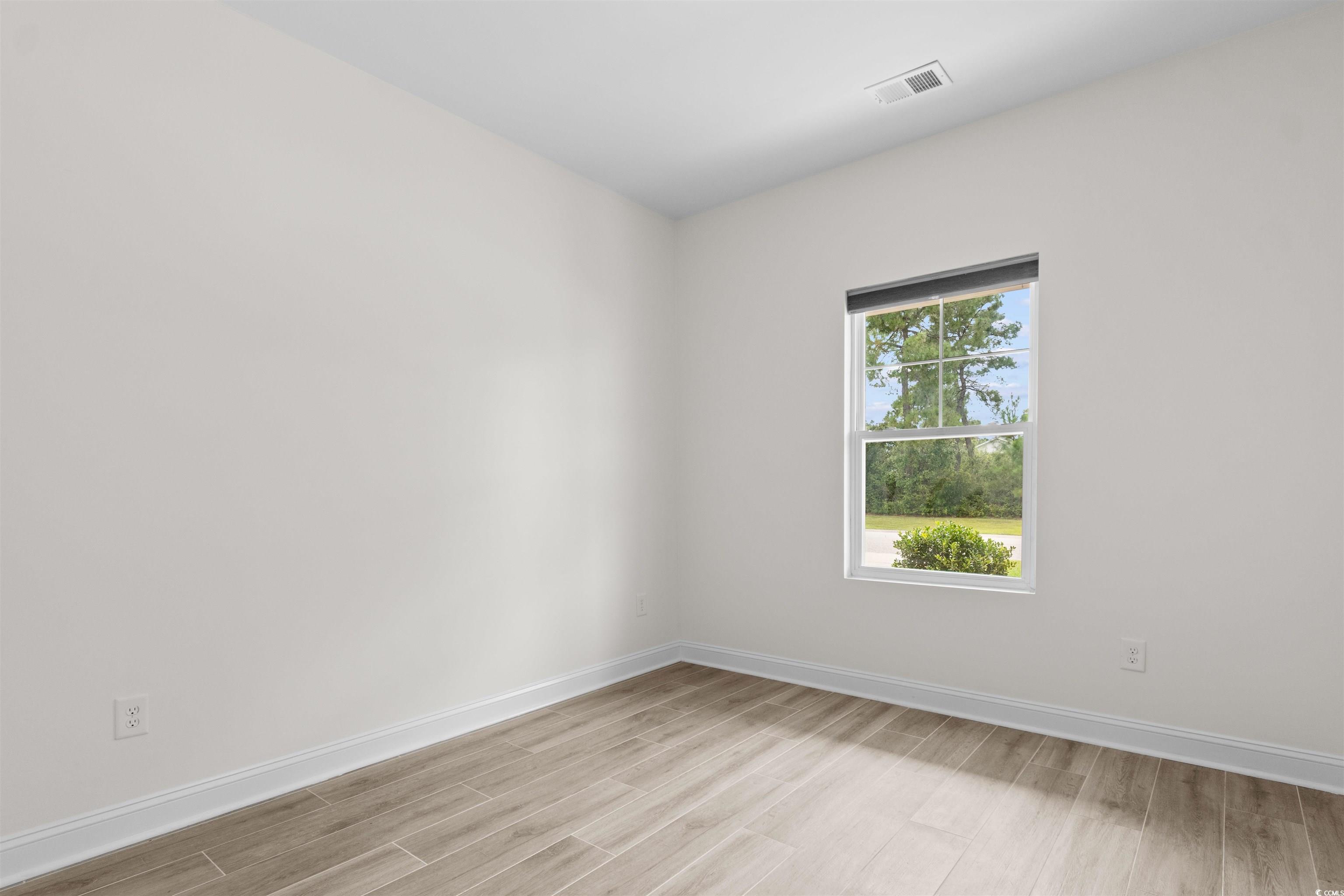 213 Astoria Park Loop Property Photo 20