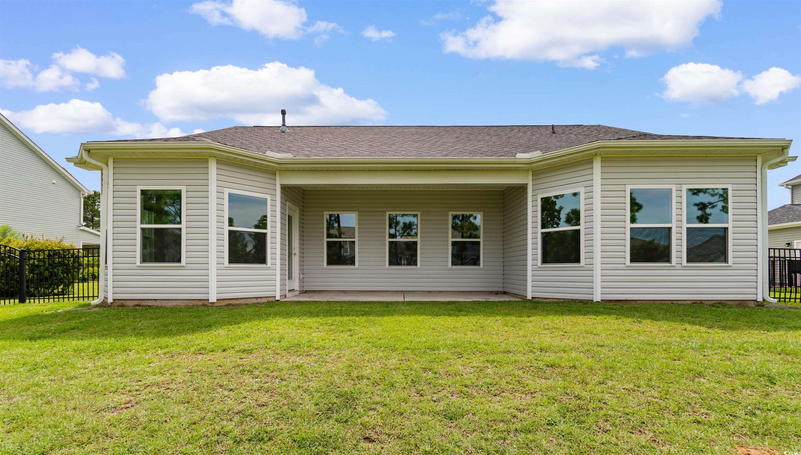 213 Astoria Park Loop Property Photo 35