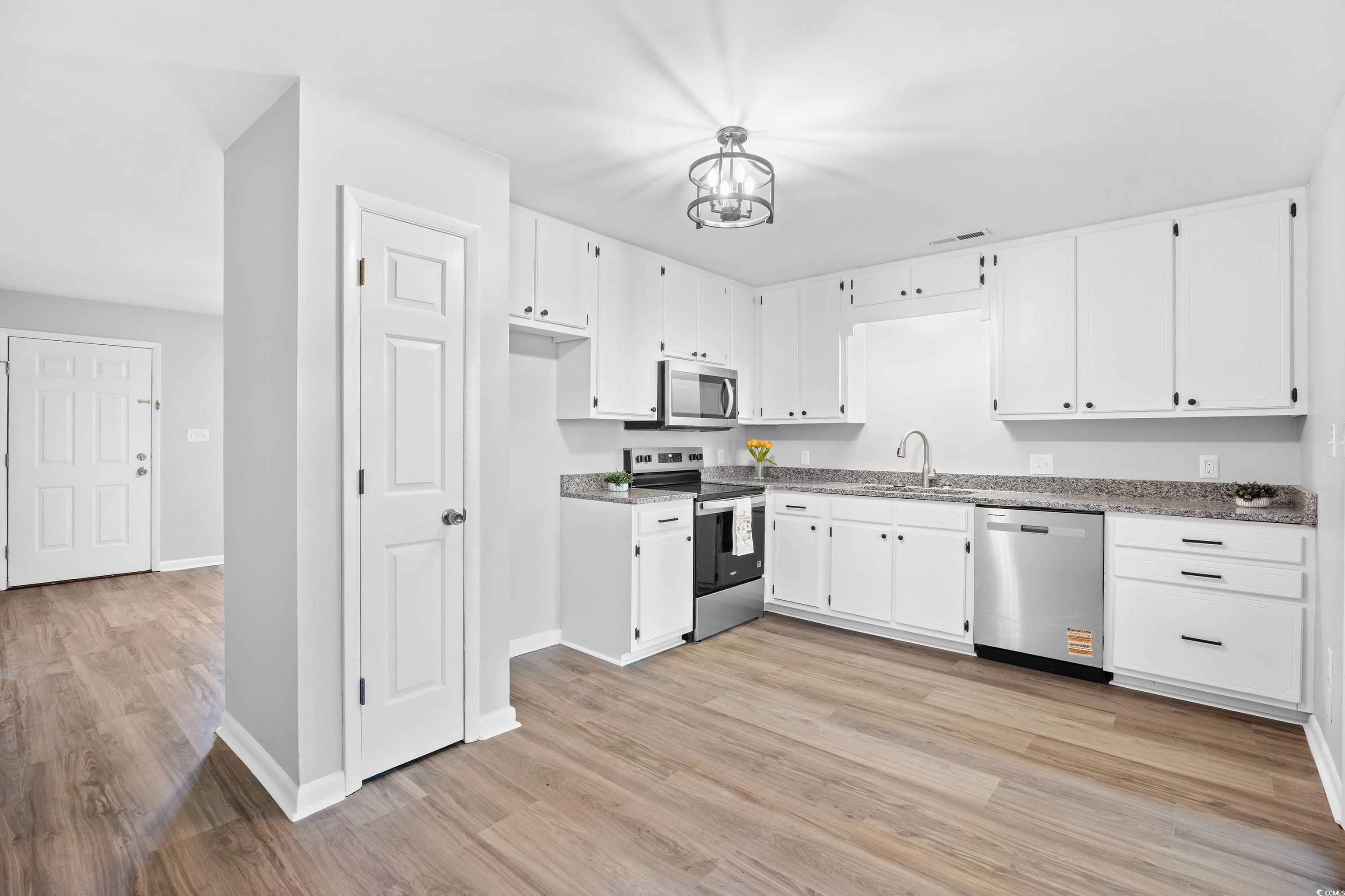 617 Surfside Dr. Property Photo 15