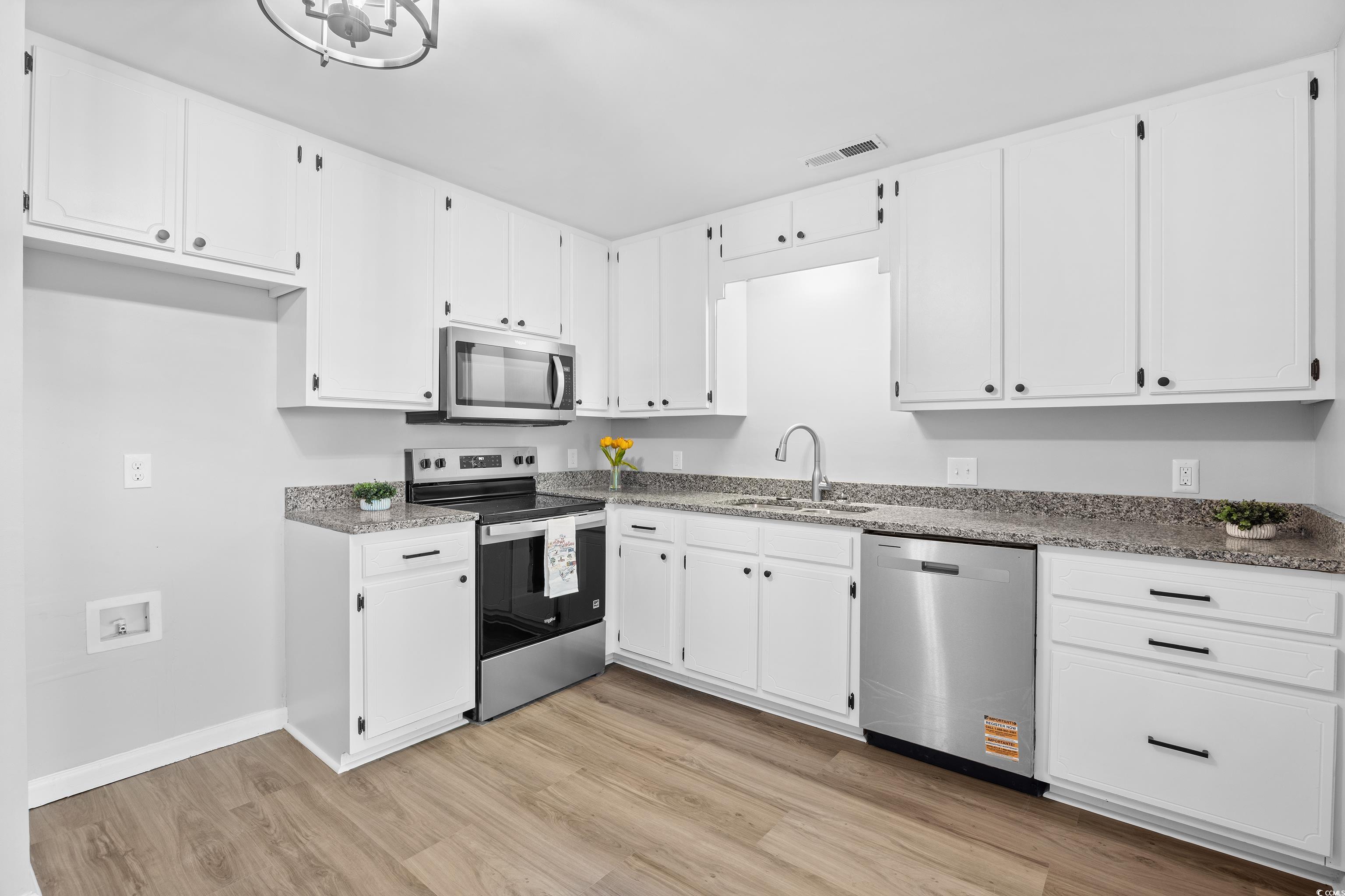 617 Surfside Dr. Property Photo 16