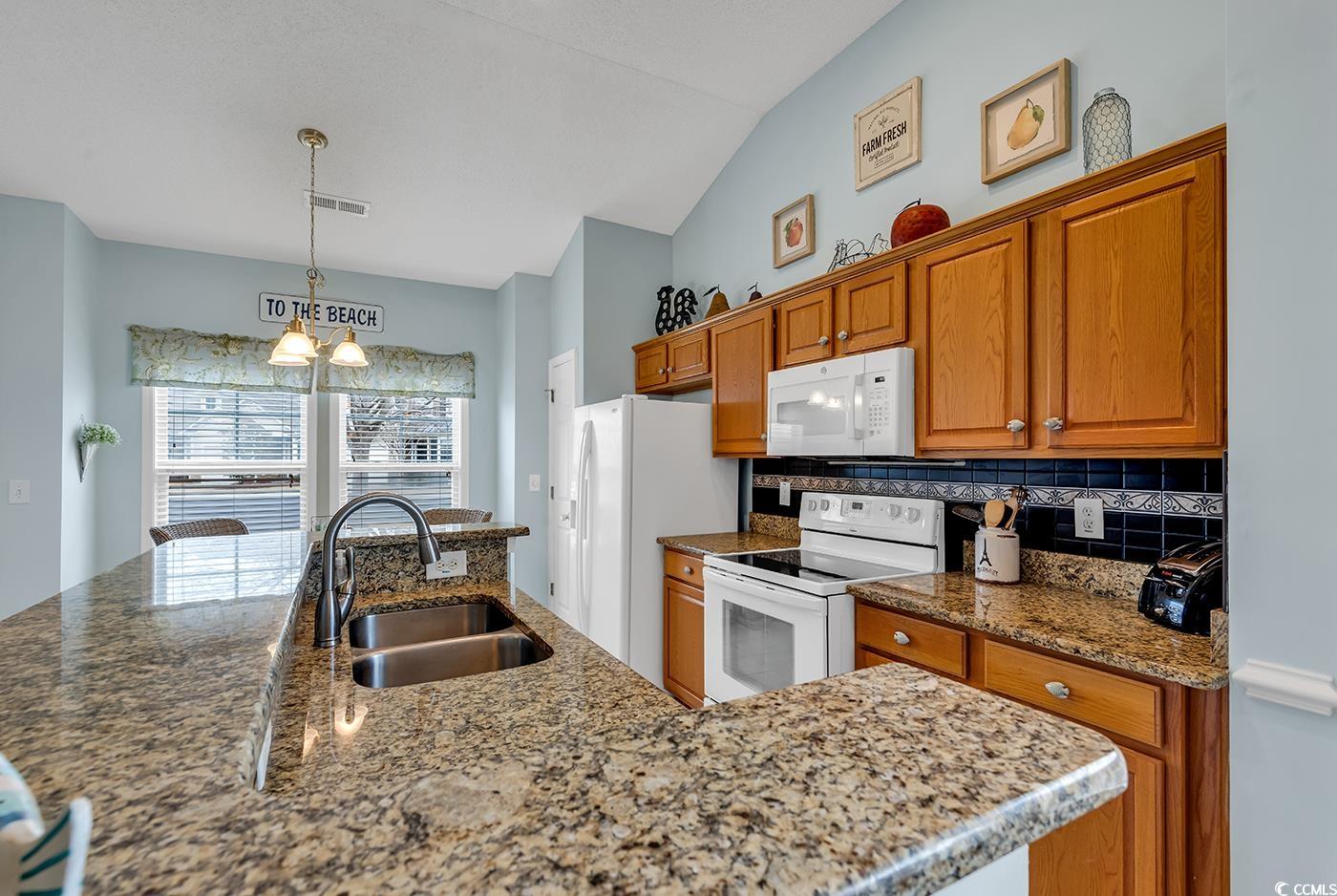 6172 Catalina Dr. Property Photo 6