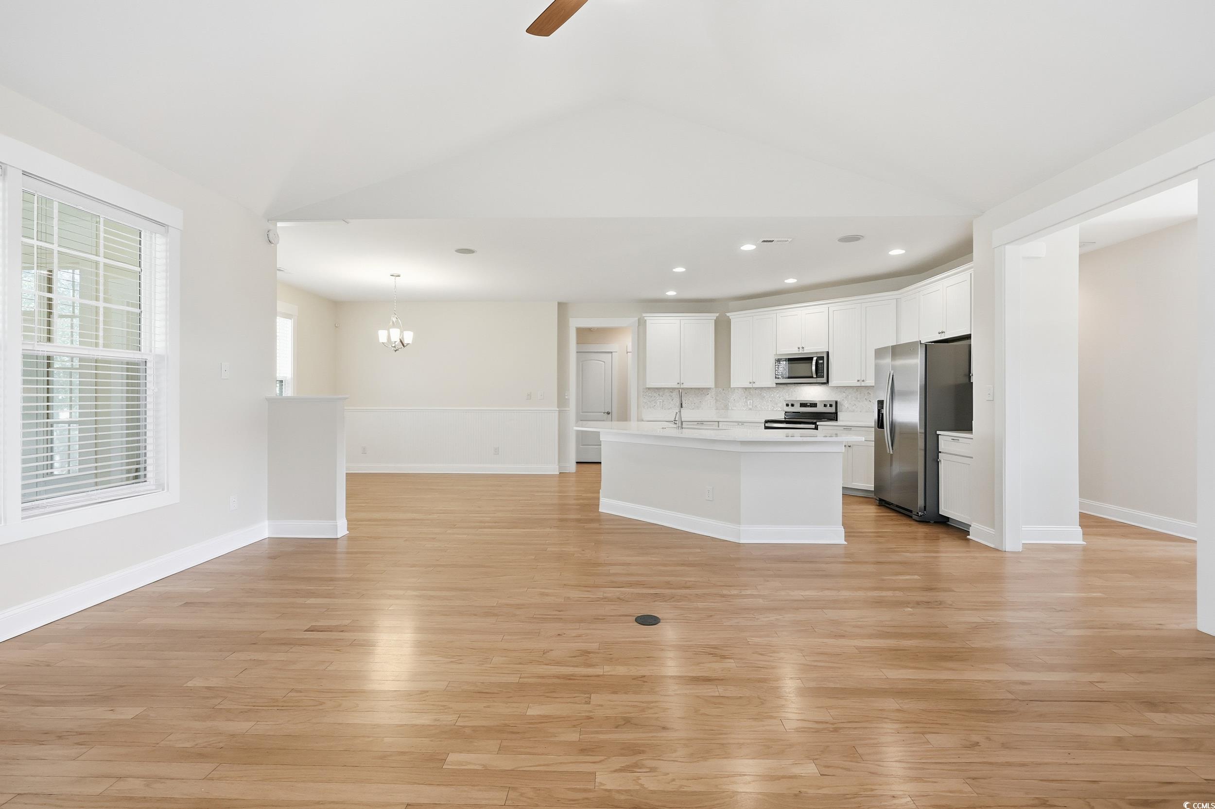 1405 Surf Pointe Dr. Property Photo 9