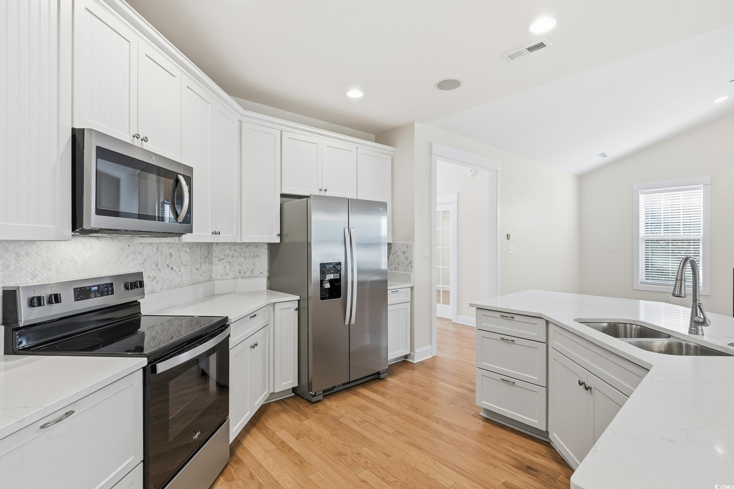 1405 Surf Pointe Dr. Property Photo 15