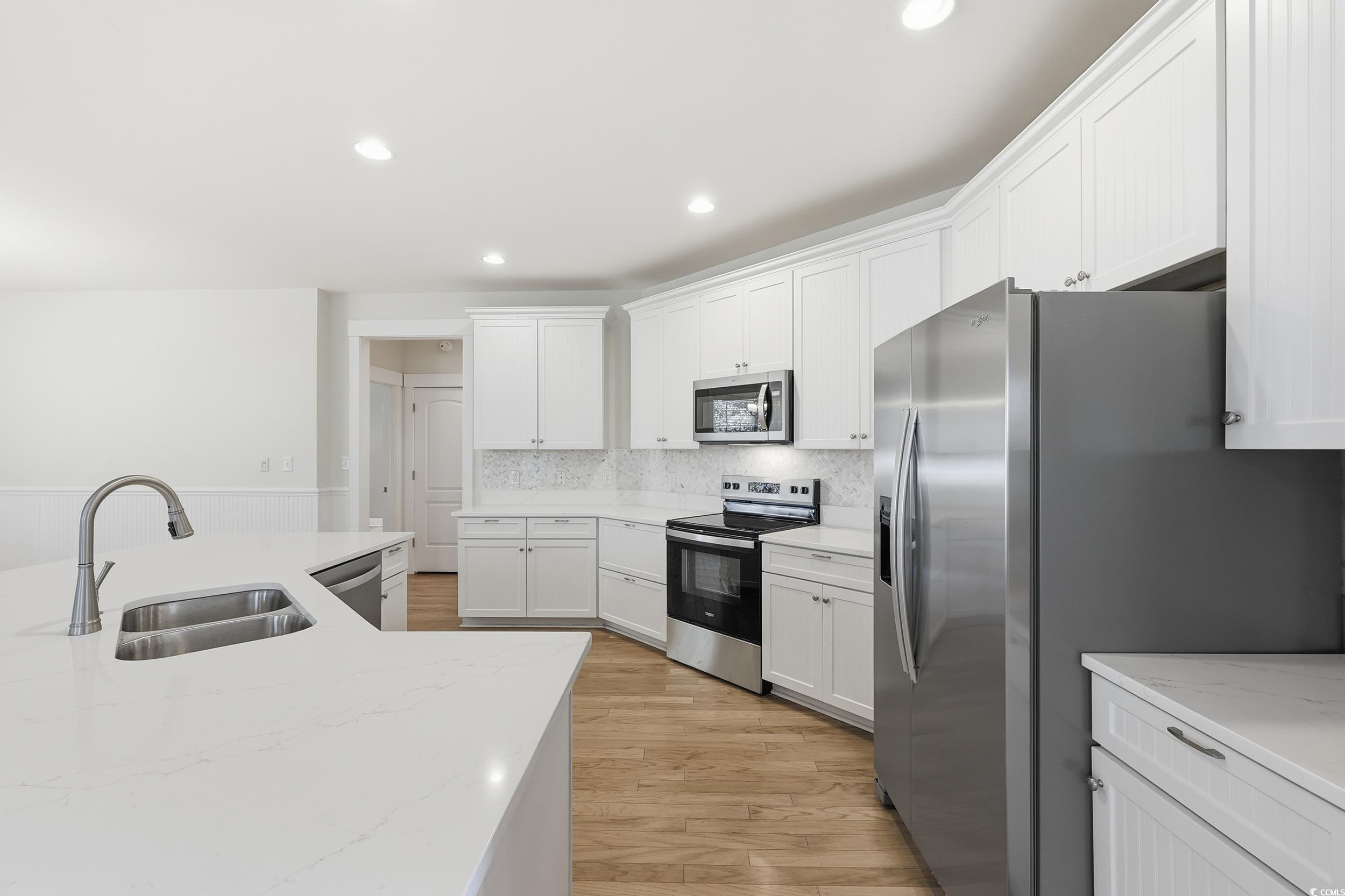 1405 Surf Pointe Dr. Property Photo 18