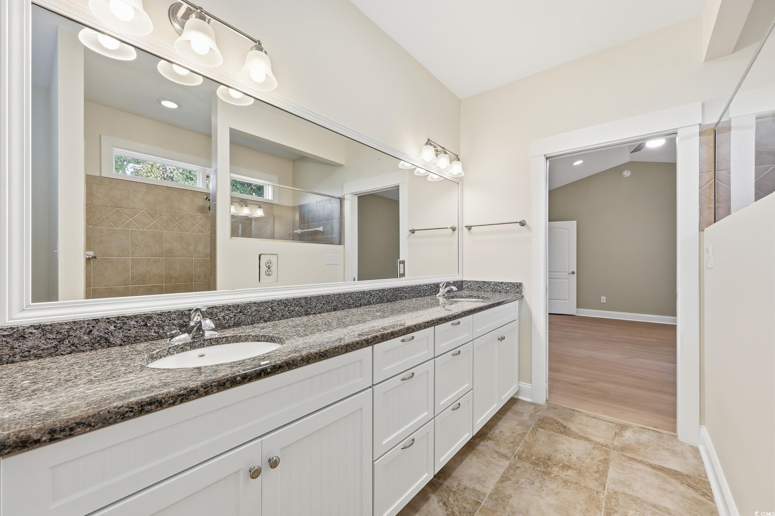 1405 Surf Pointe Dr. Property Photo 23