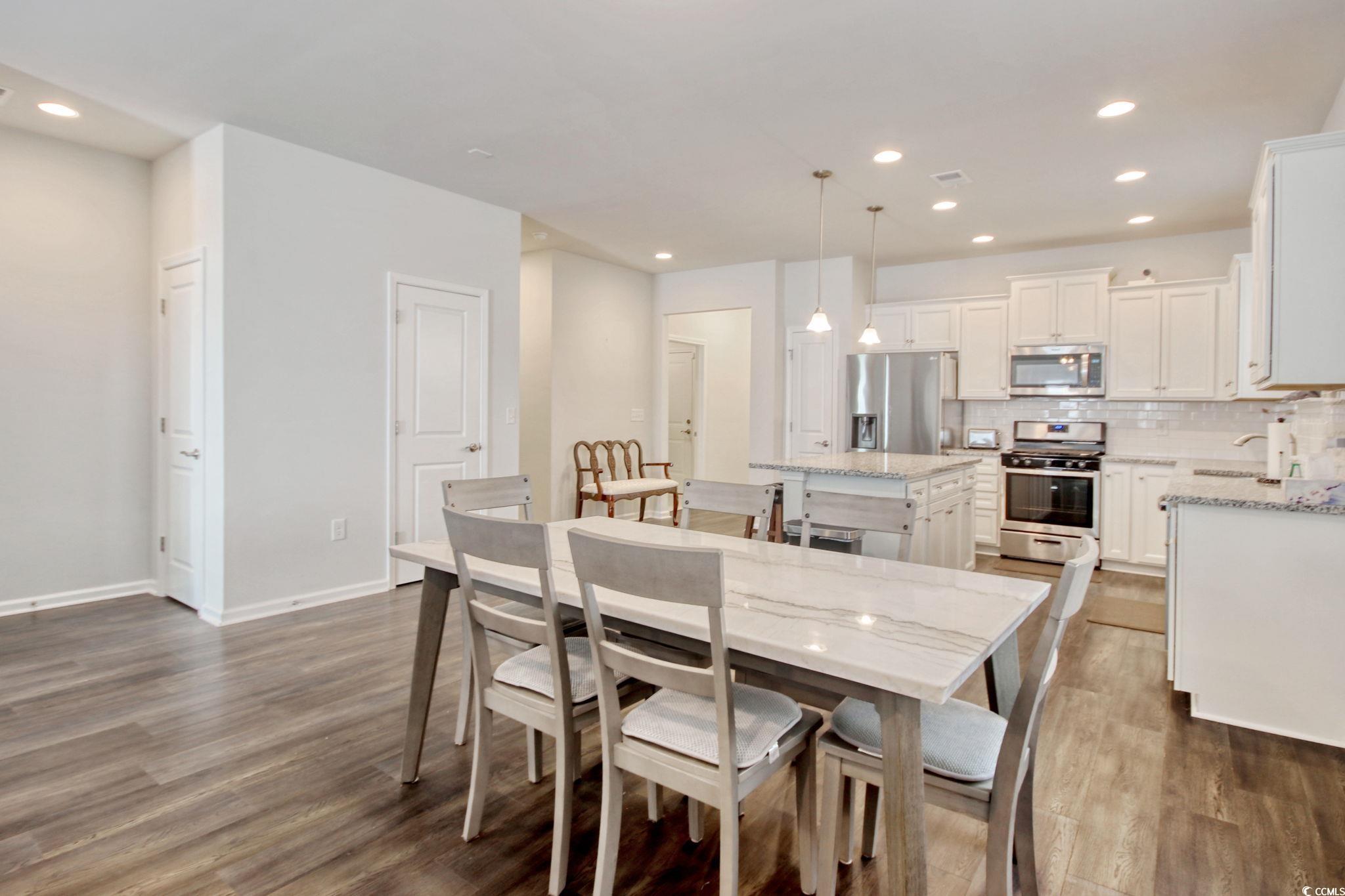 2942 Ellesmere Circle Property Photo 10