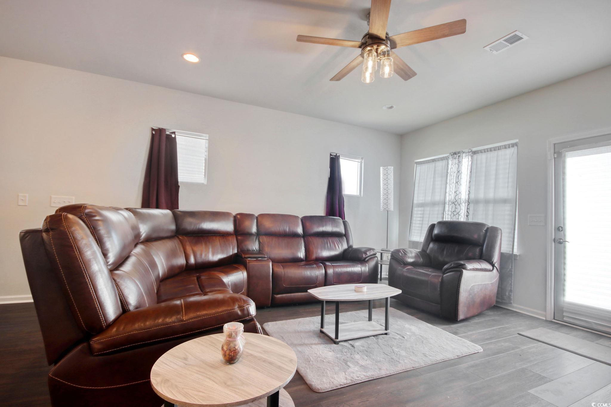 2942 Ellesmere Circle Property Photo 11