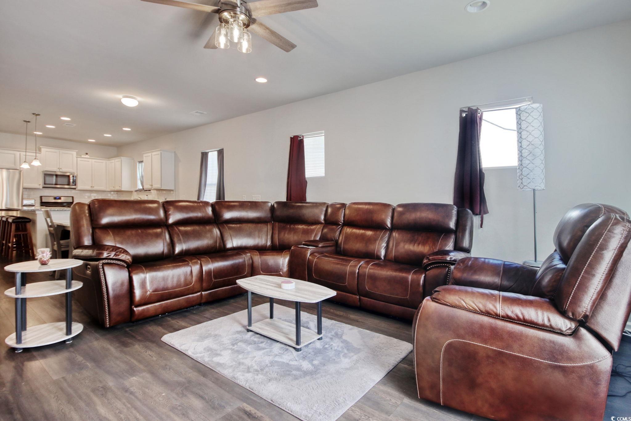 2942 Ellesmere Circle Property Photo 12