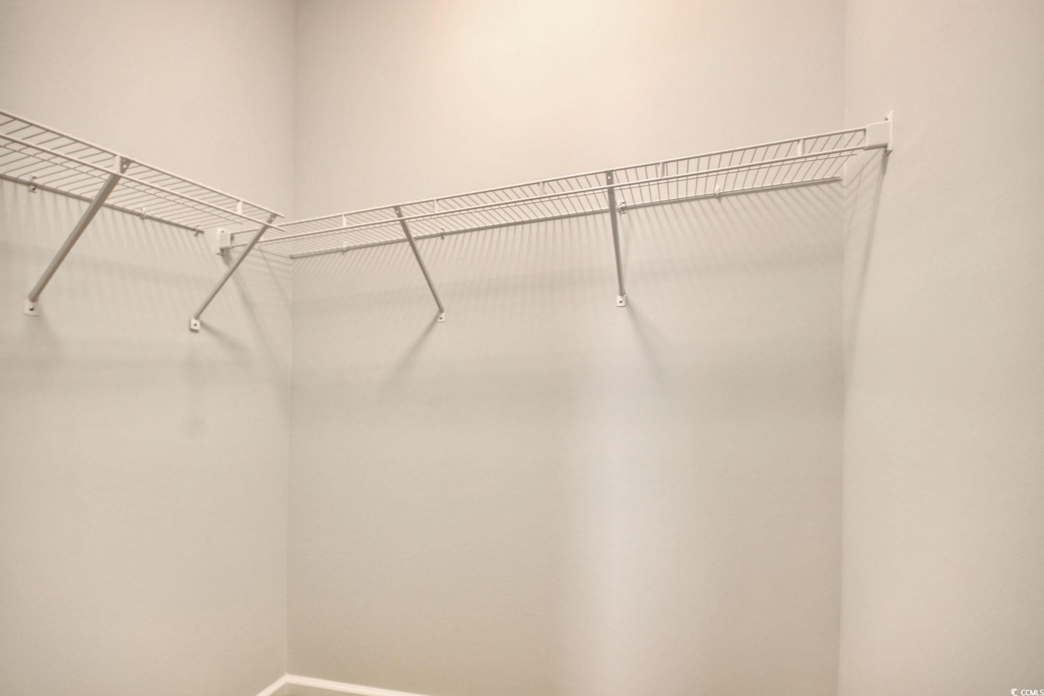 2942 Ellesmere Circle Property Photo 19