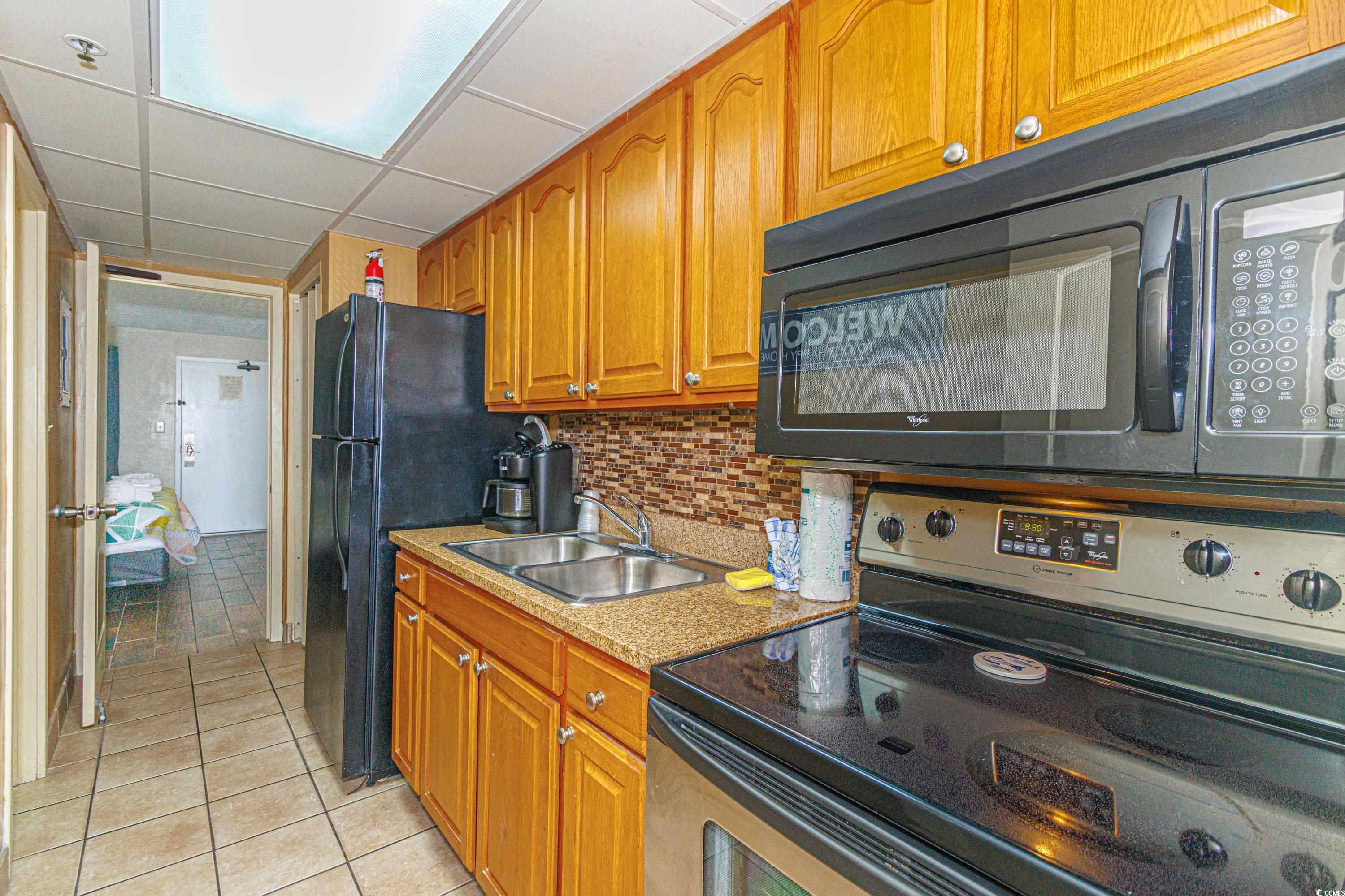 6804 N Ocean Blvd. Property Photo 17