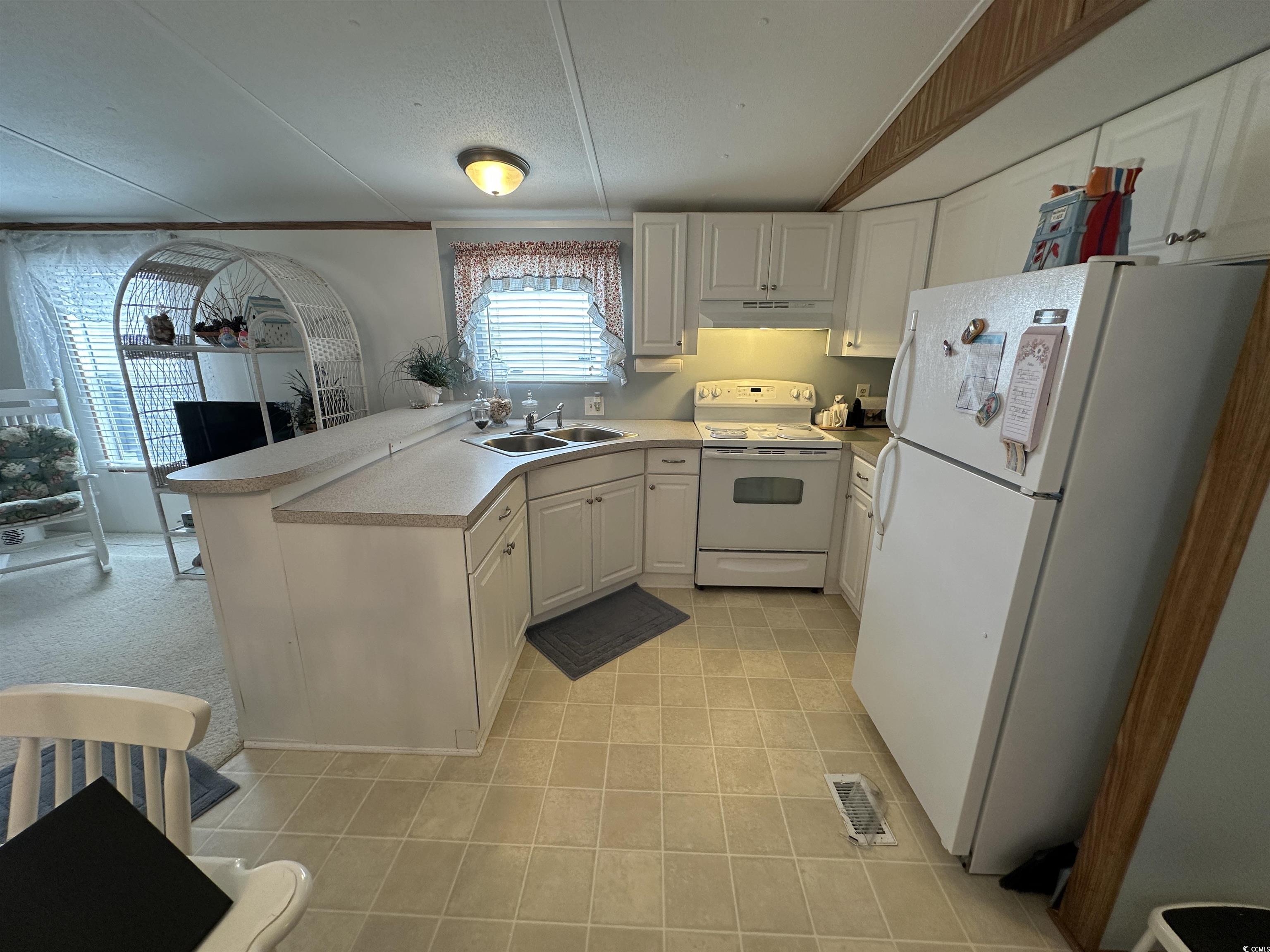 406 9th Ave. S Property Photo 14