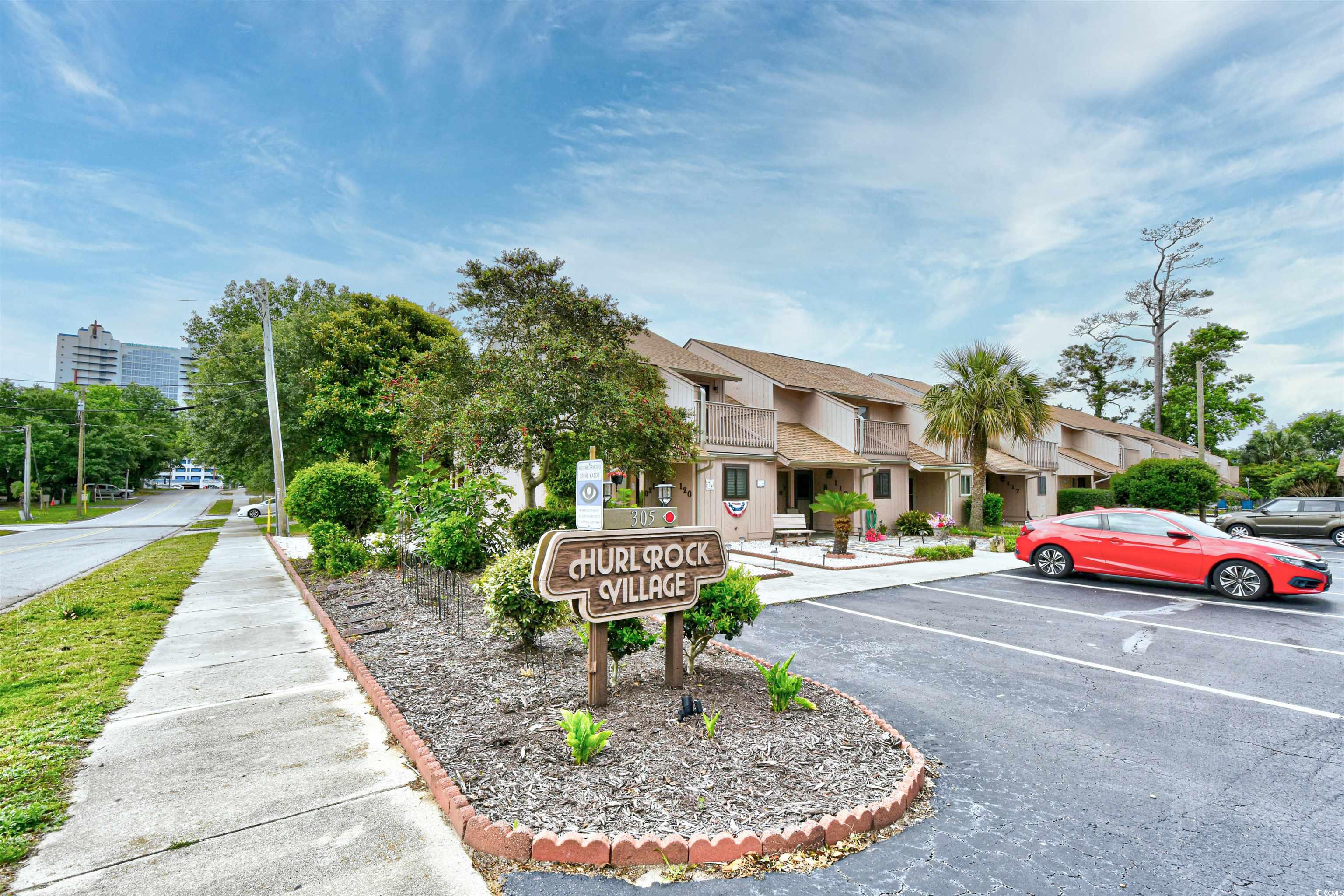 305 21st Ave. S Property Photo 2