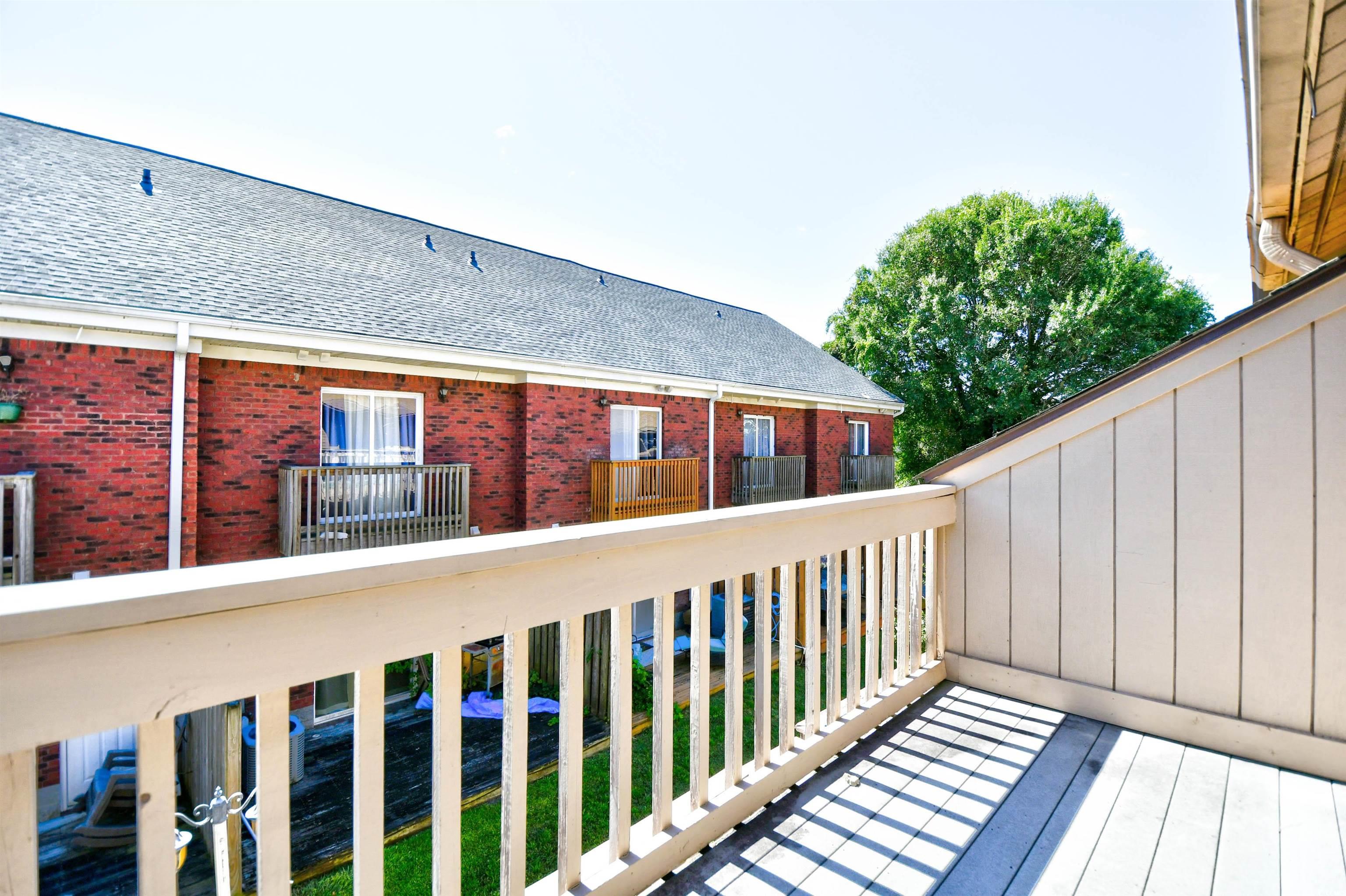 305 21st Ave. S Property Photo 21