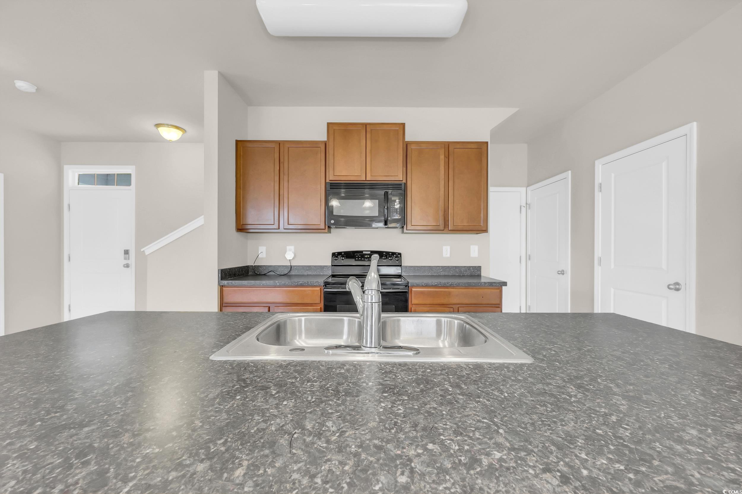 812 Hayes Point Circle Property Photo 12