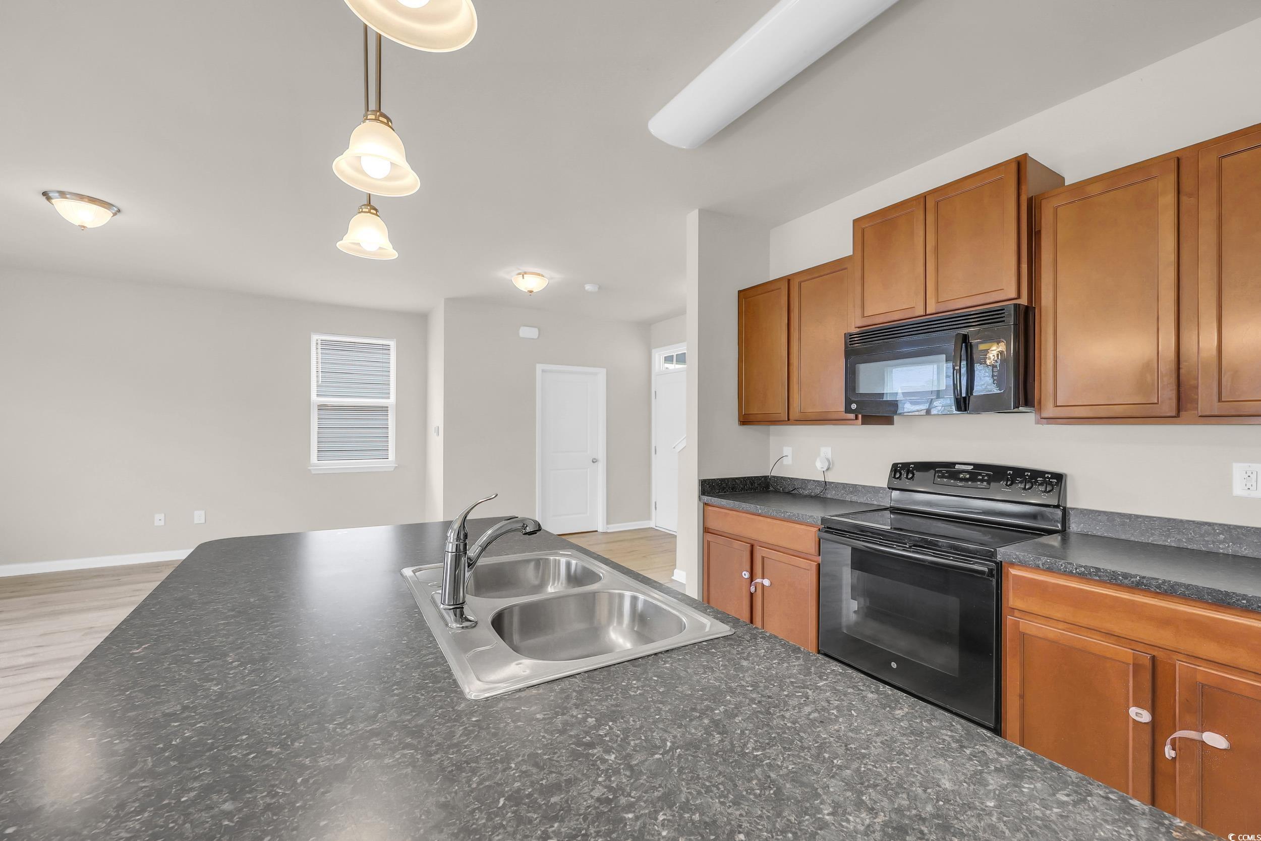 812 Hayes Point Circle Property Photo 17