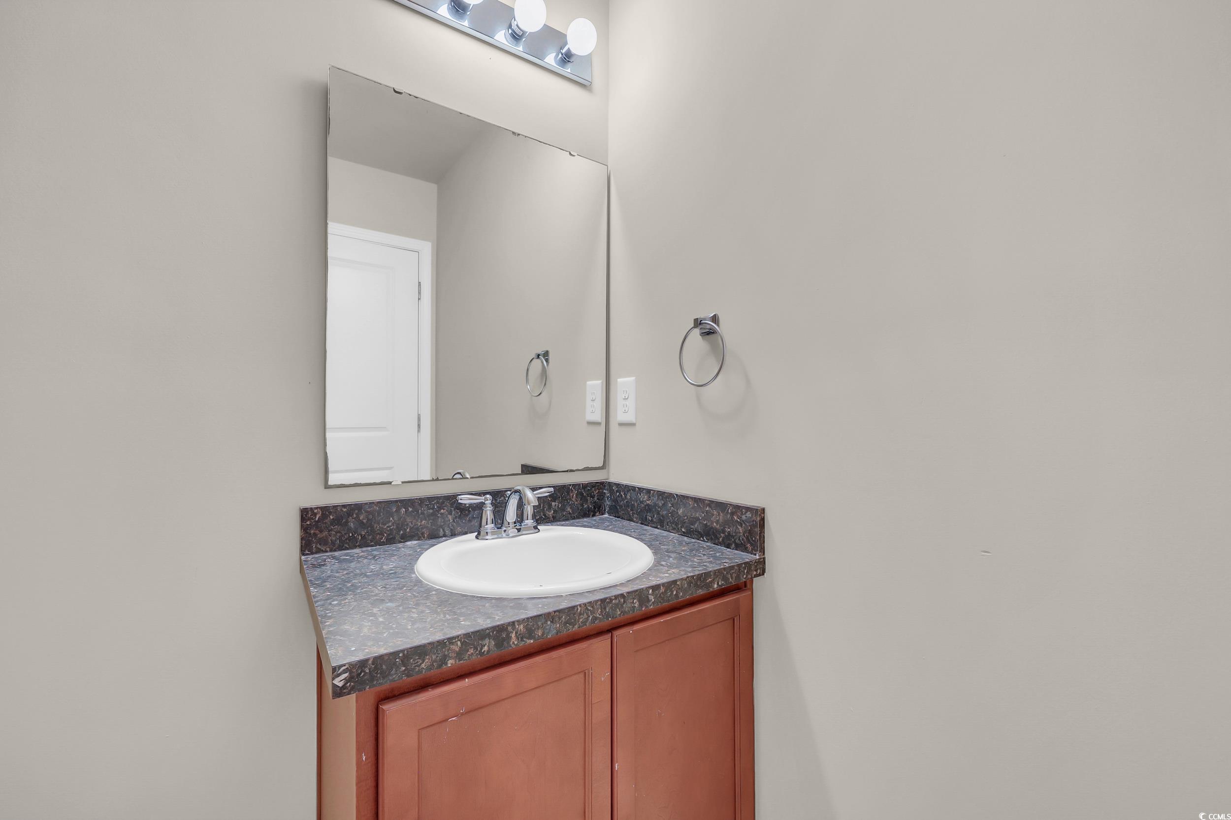 812 Hayes Point Circle Property Photo 24