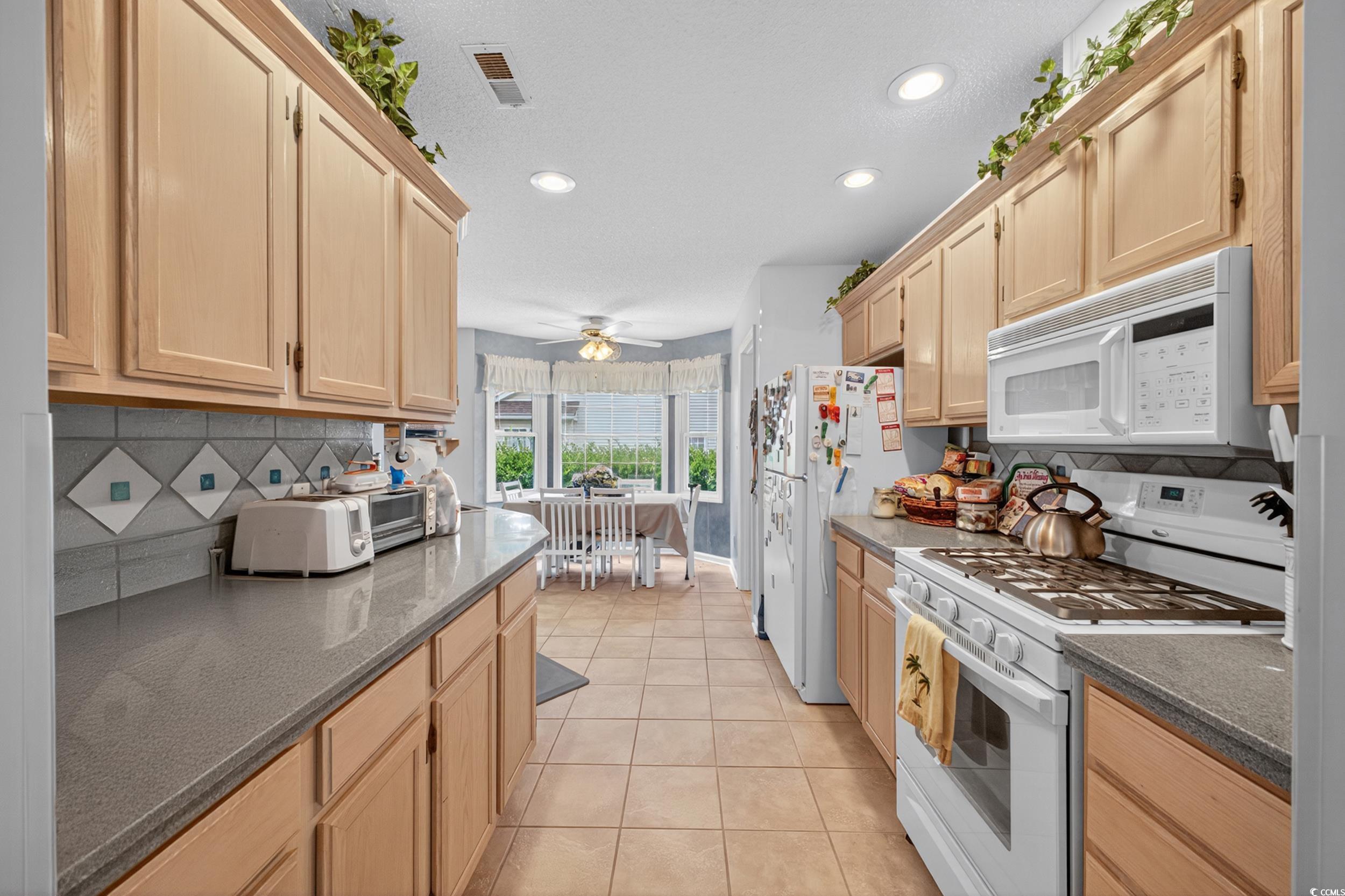 2248 Seaford Dr. Property Photo 11