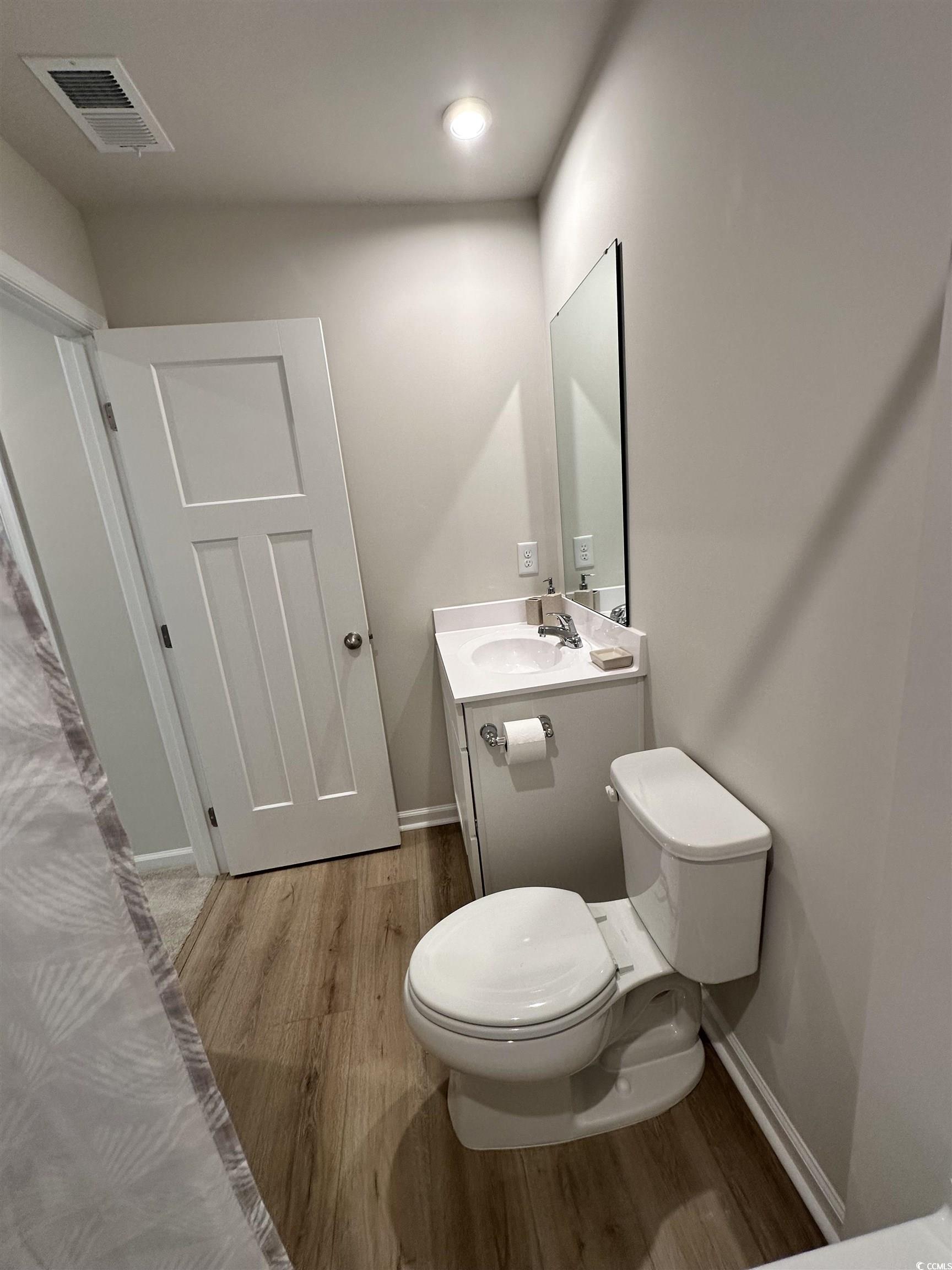 157 B Villa Grande St. Property Photo 14